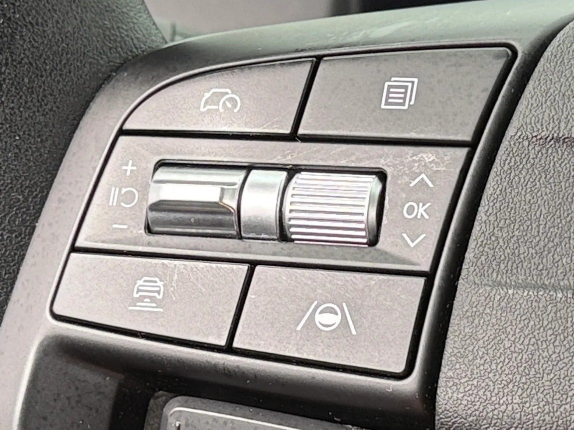 2025 Kia K4 LXS - Photo 10