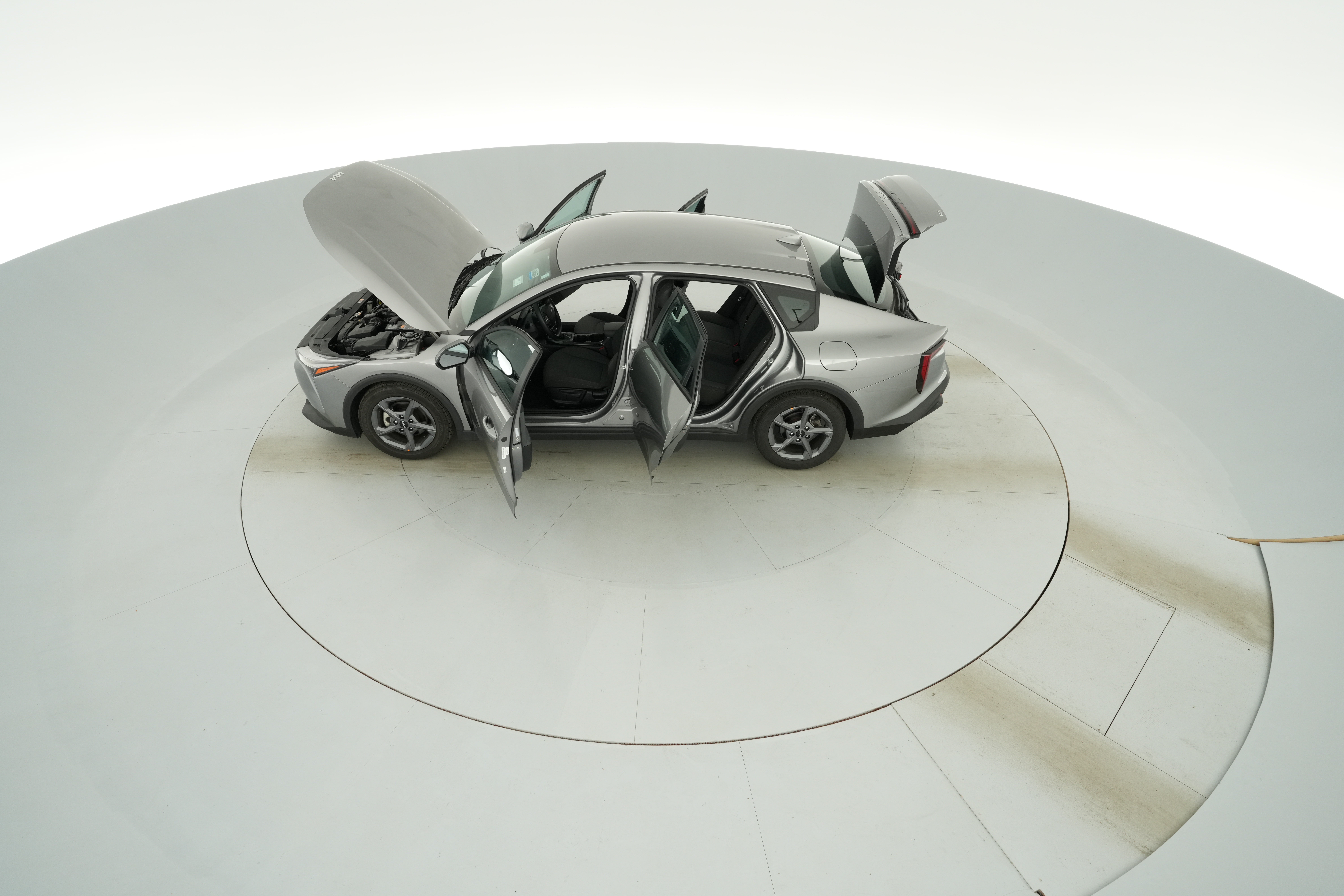 2025 Kia K4 LXS - Photo 42