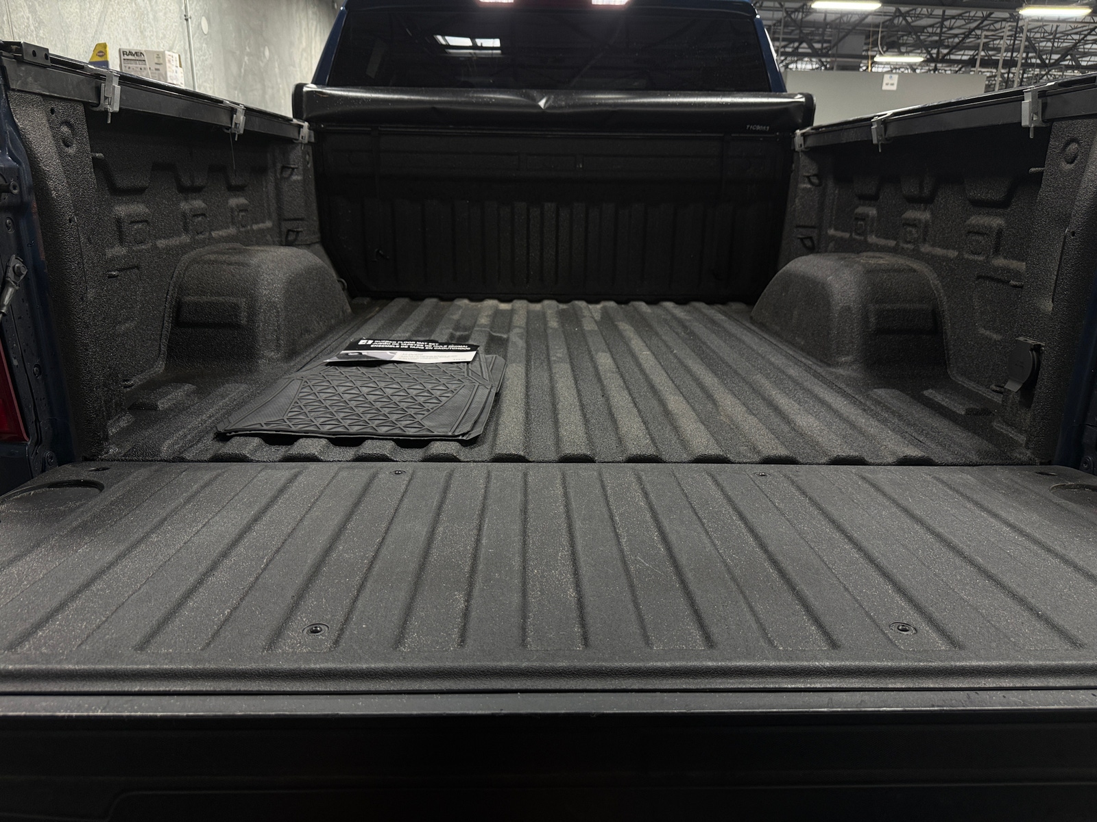 Thumbnail: 2023 Chevrolet Silverado 1500 - 7