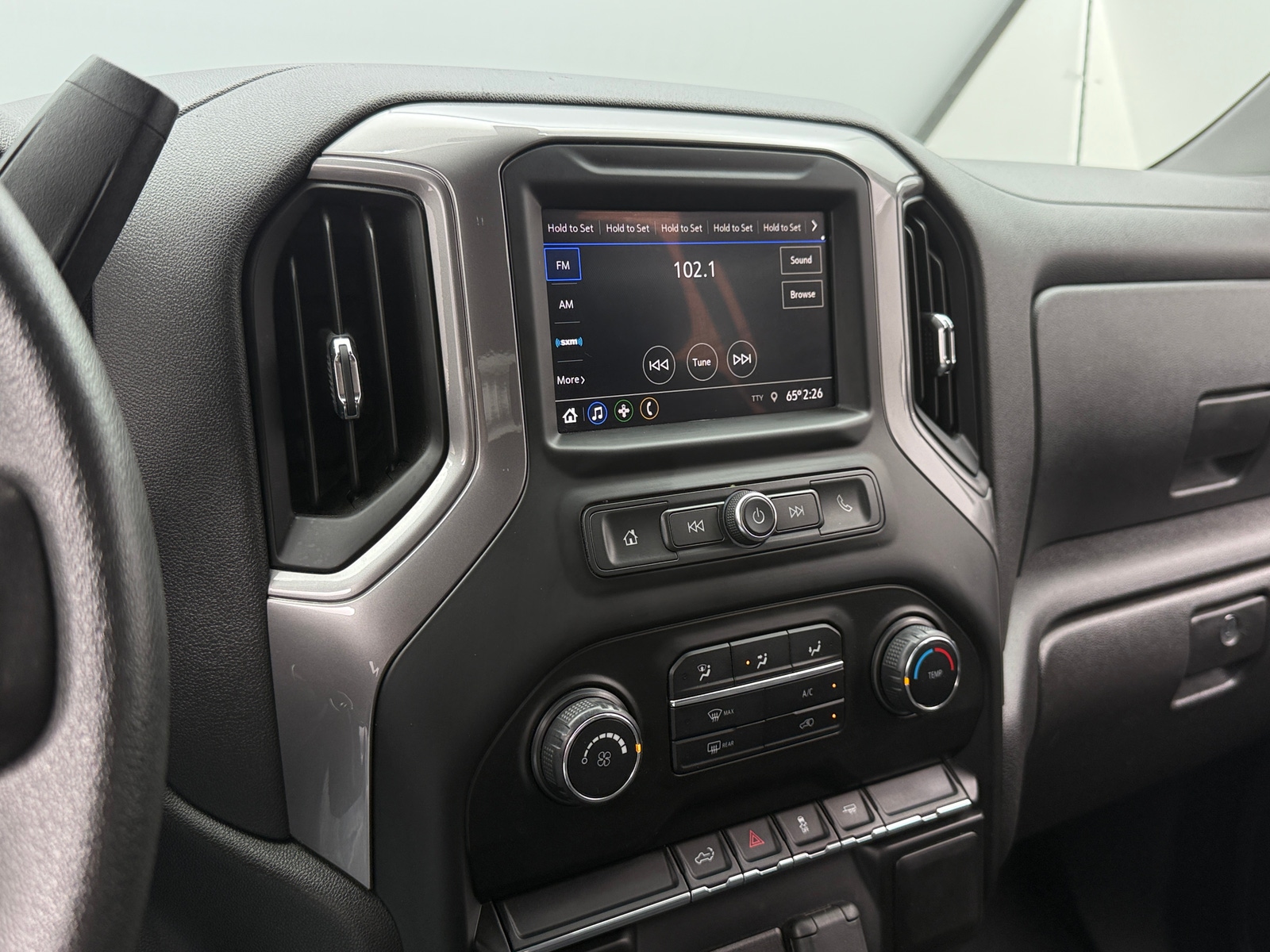 Thumbnail: 2020 Chevrolet Silverado 1500 - 4