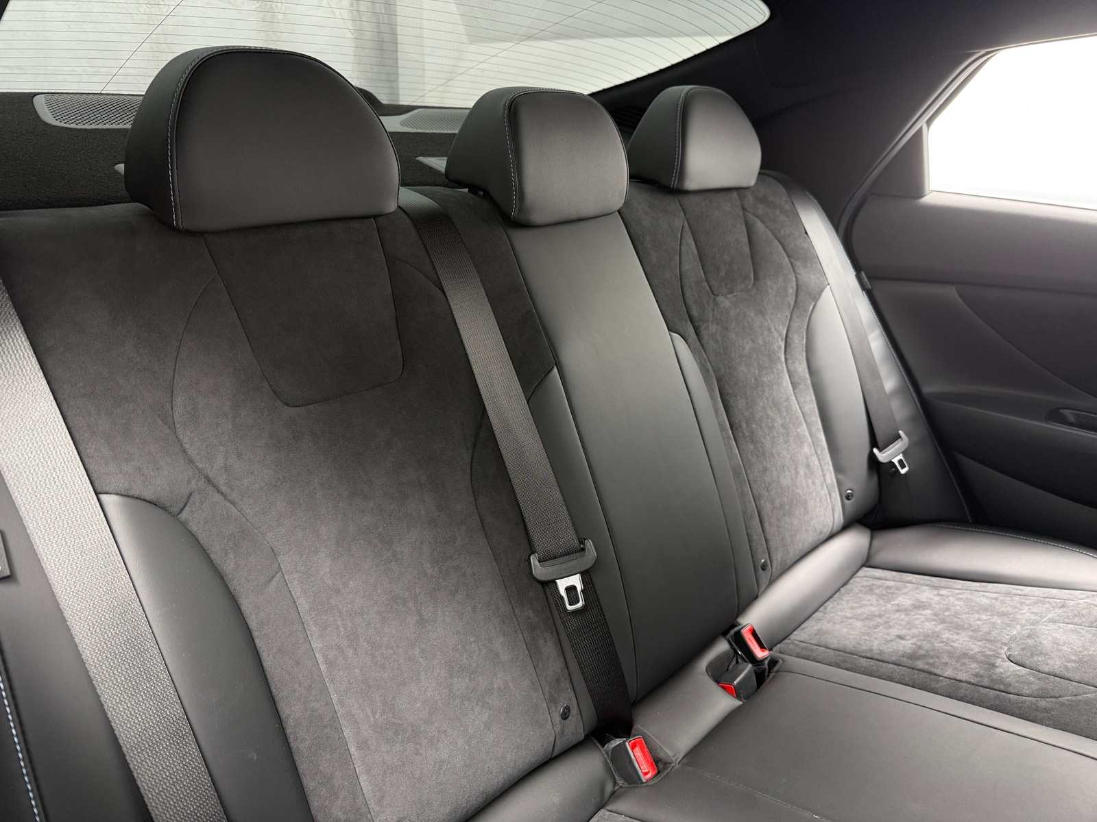Thumbnail: 2025 Hyundai Elantra - 5