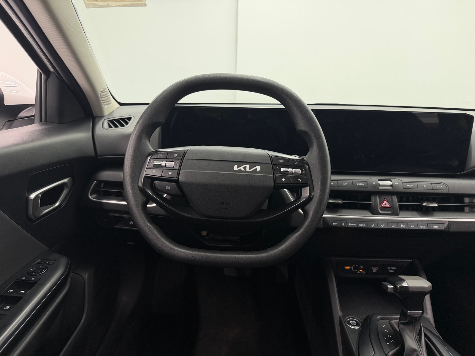 Thumbnail: 2025 Kia K4 - 5