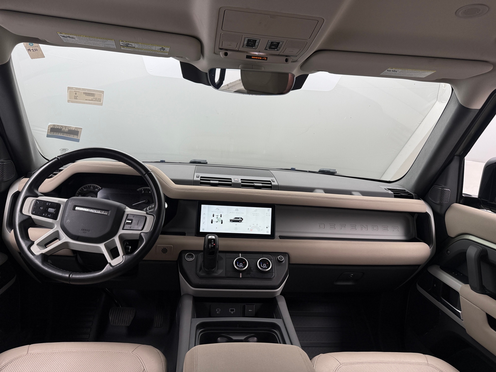Thumbnail: 2022 Land Rover Defender - 2