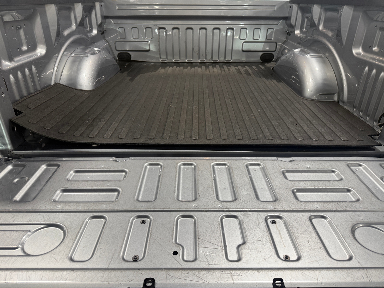Thumbnail: 2020 Ford Econoline - 7