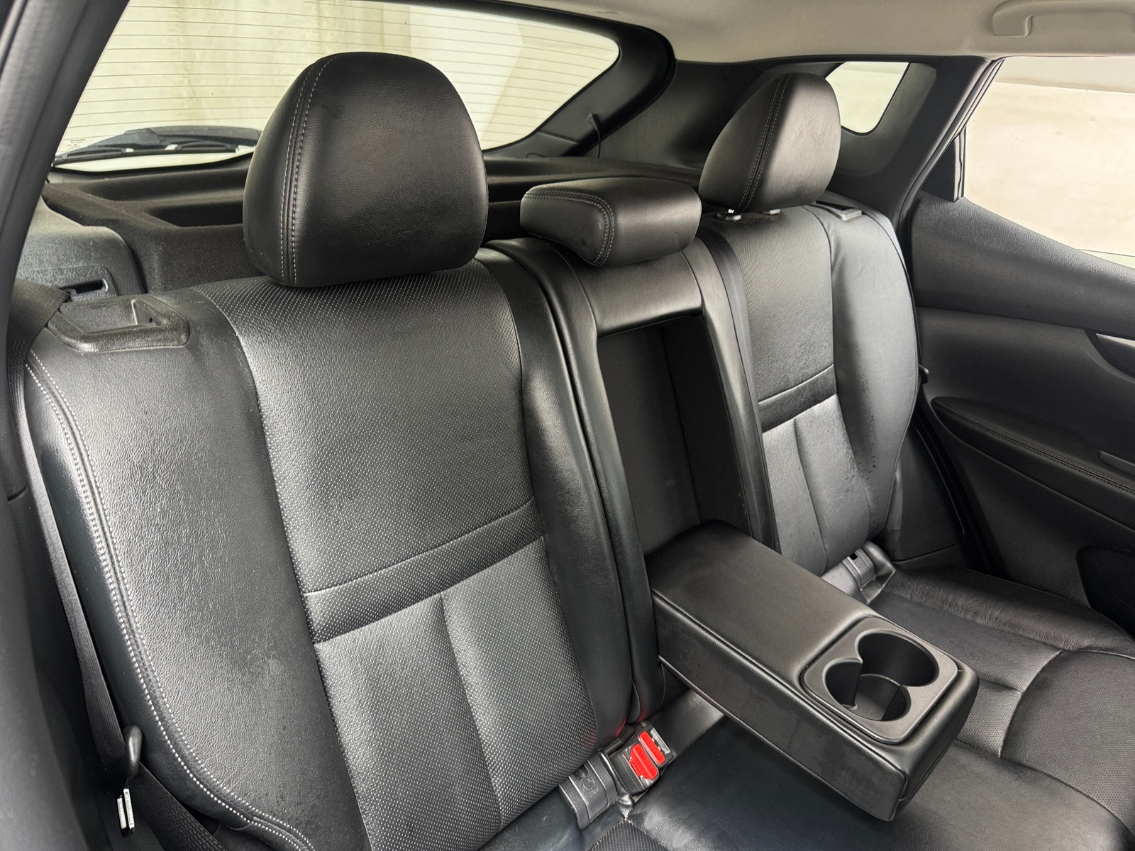 Thumbnail: 2017 Nissan Rogue Sport - 5