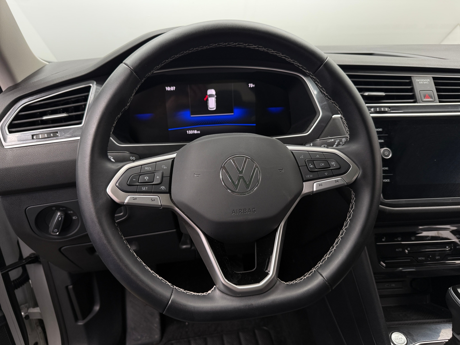 Thumbnail: 2024 Volkswagen Tiguan - 4