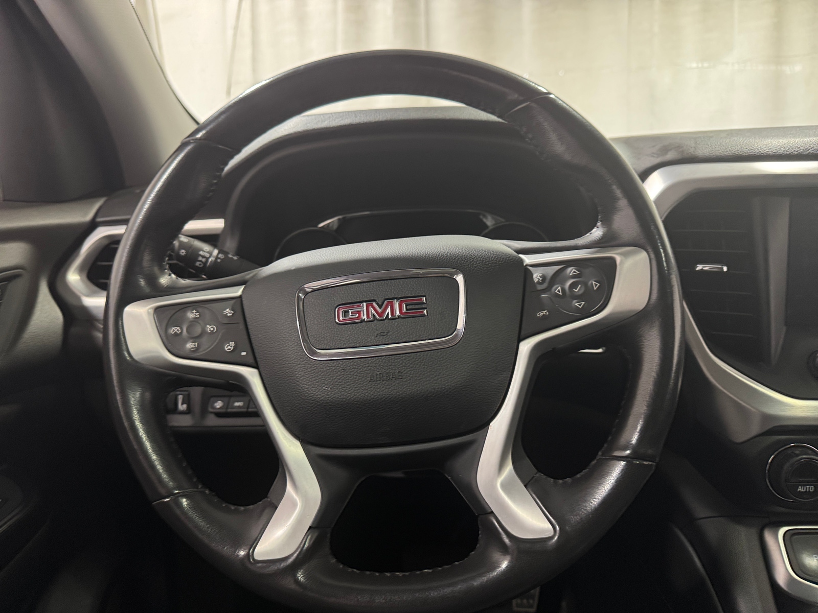 Thumbnail: 2021 GMC Acadia - 4