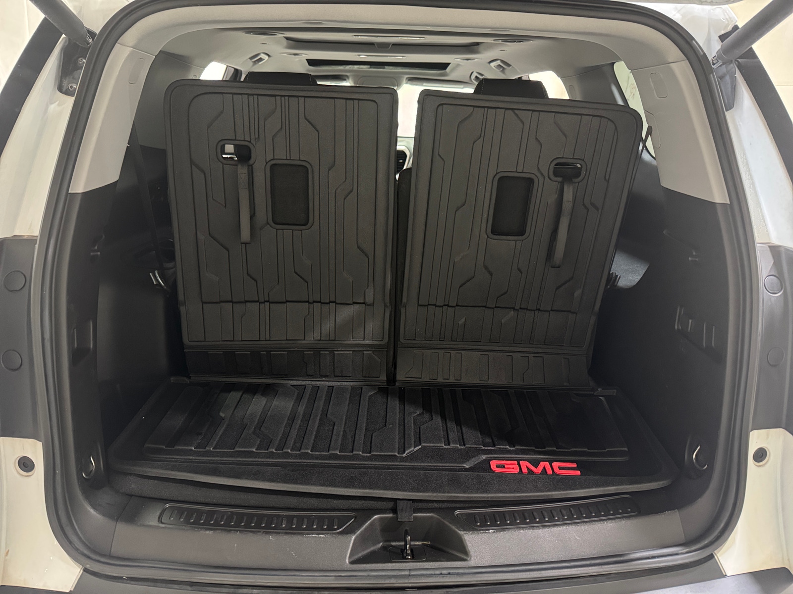 Thumbnail: 2021 GMC Acadia - 6