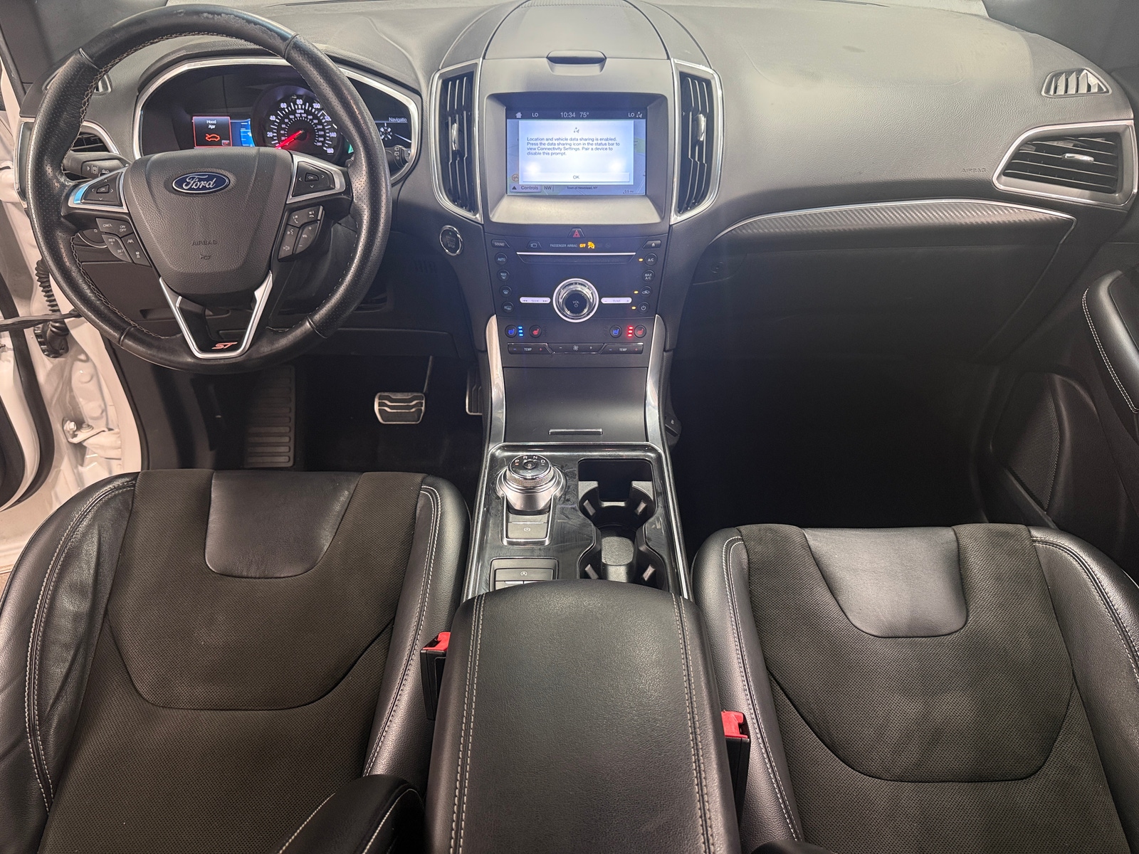 Thumbnail: 2019 Ford Edge - 2