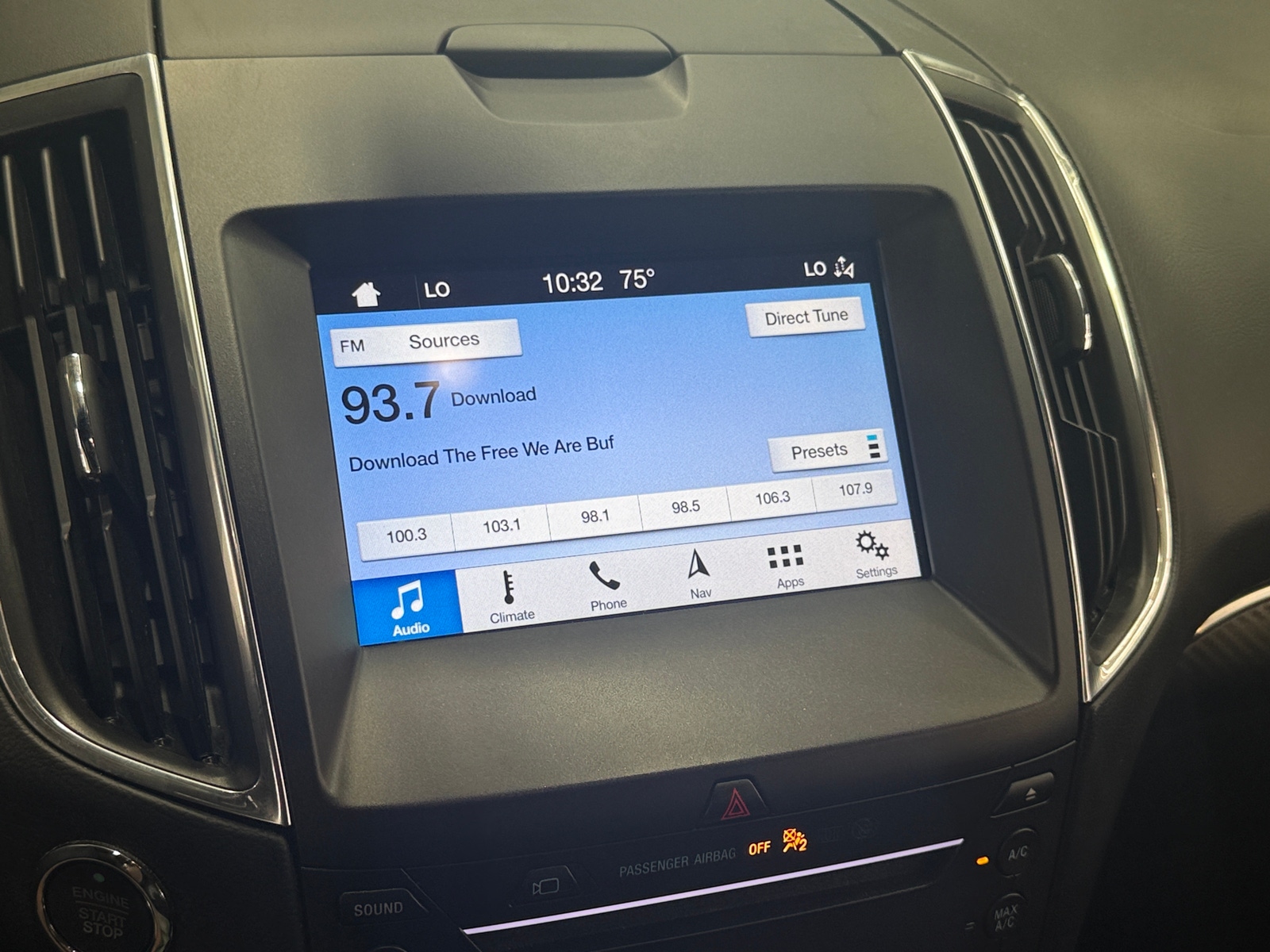 Thumbnail: 2019 Ford Edge - 3