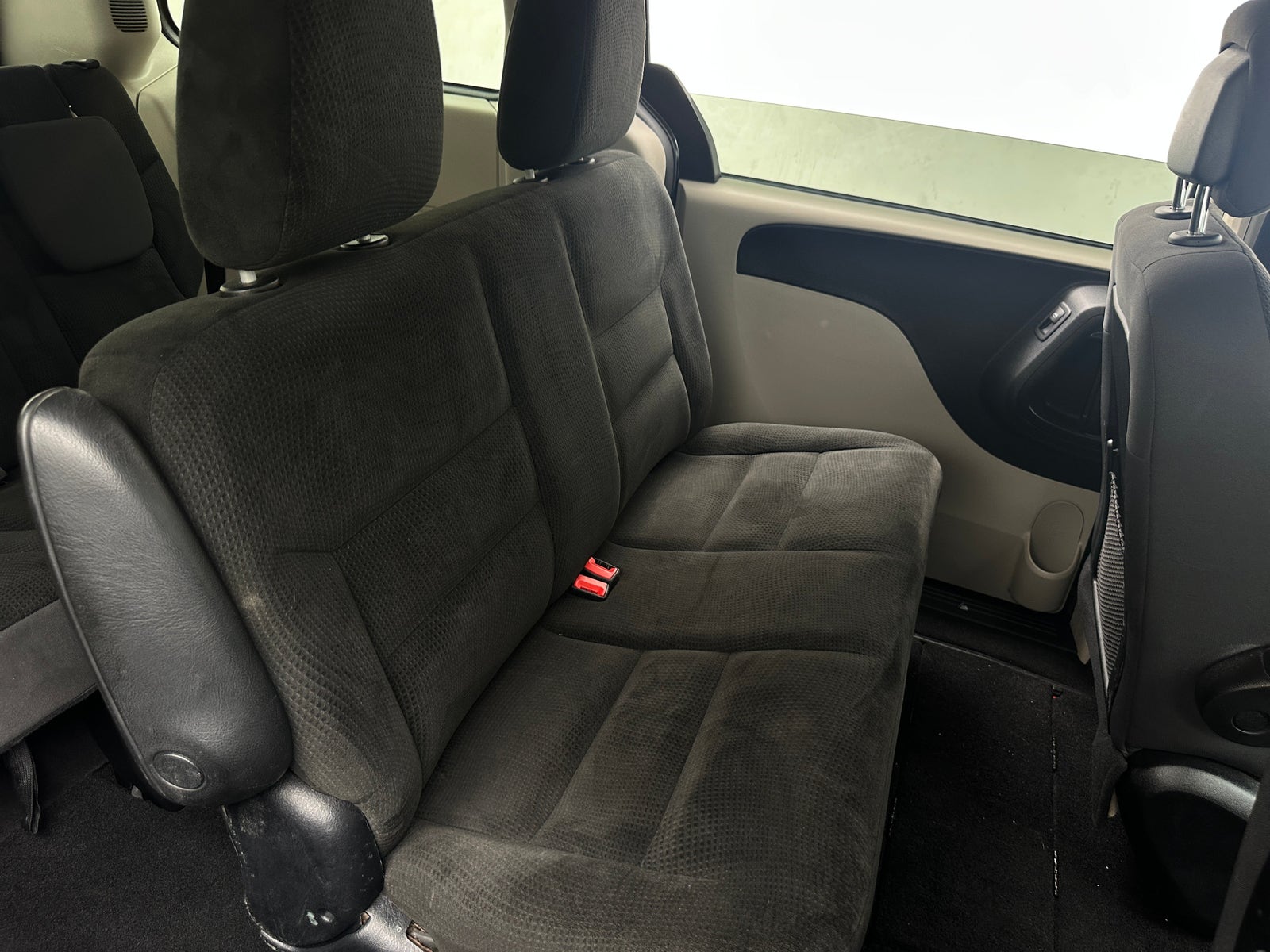 Thumbnail: 2019 Dodge Grand Caravan - 6