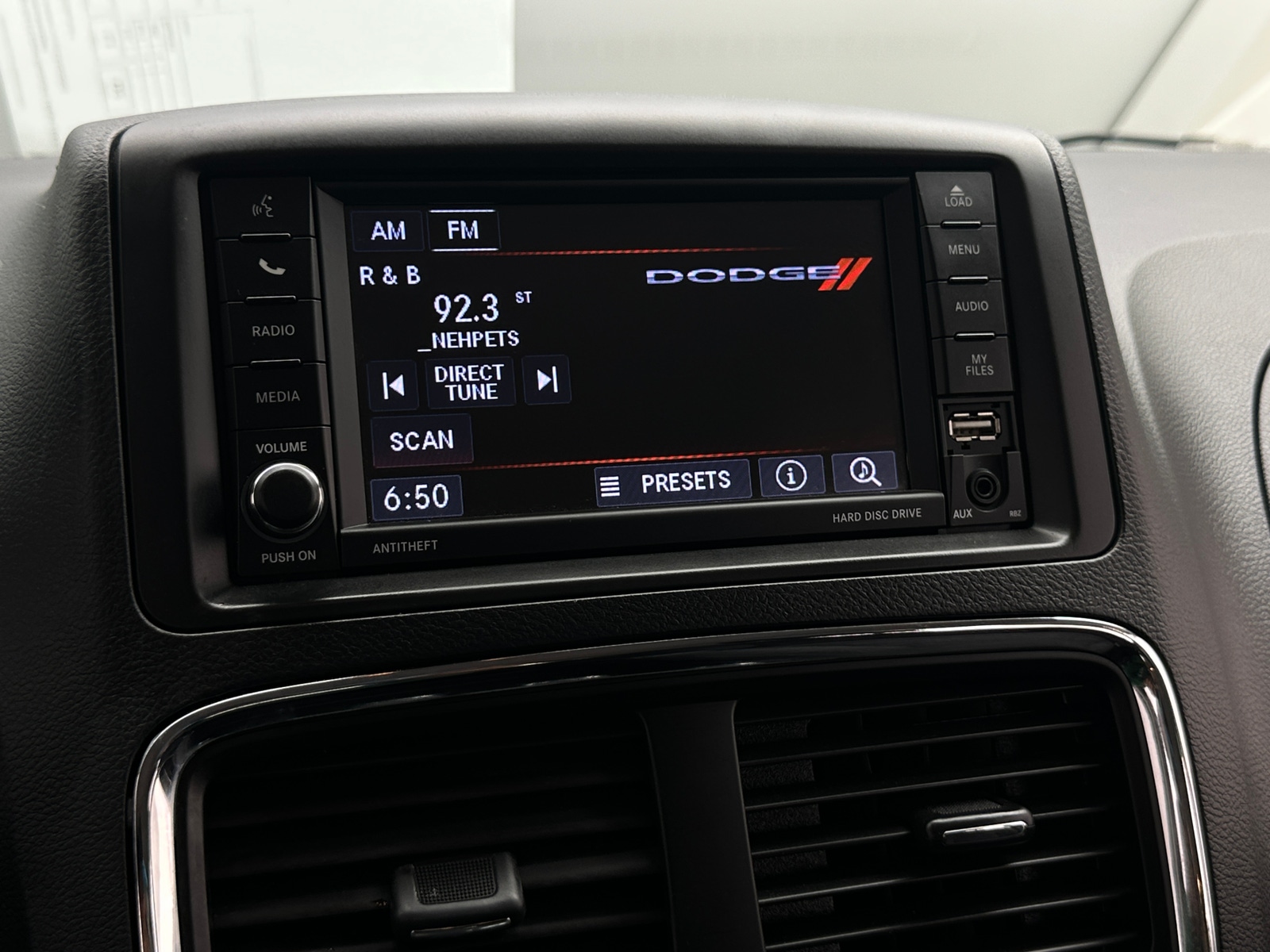Thumbnail: 2019 Dodge Grand Caravan - 4
