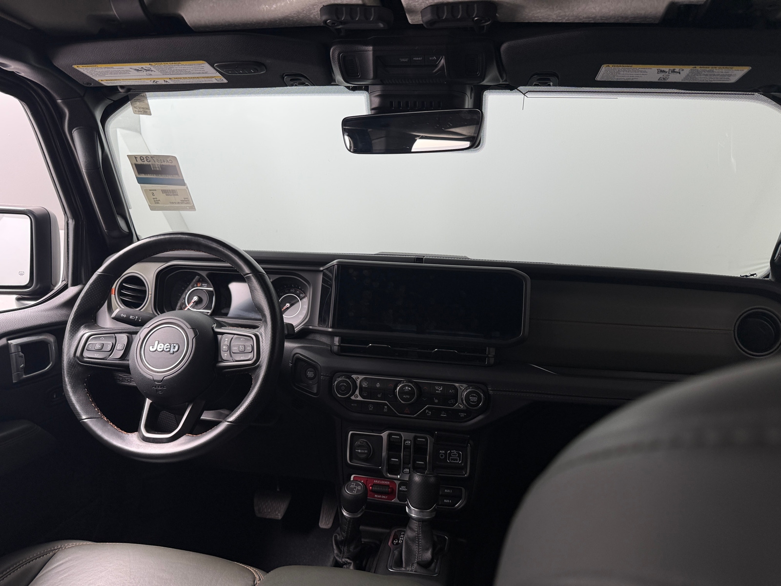 Thumbnail: 2024 Jeep Gladiator - 2