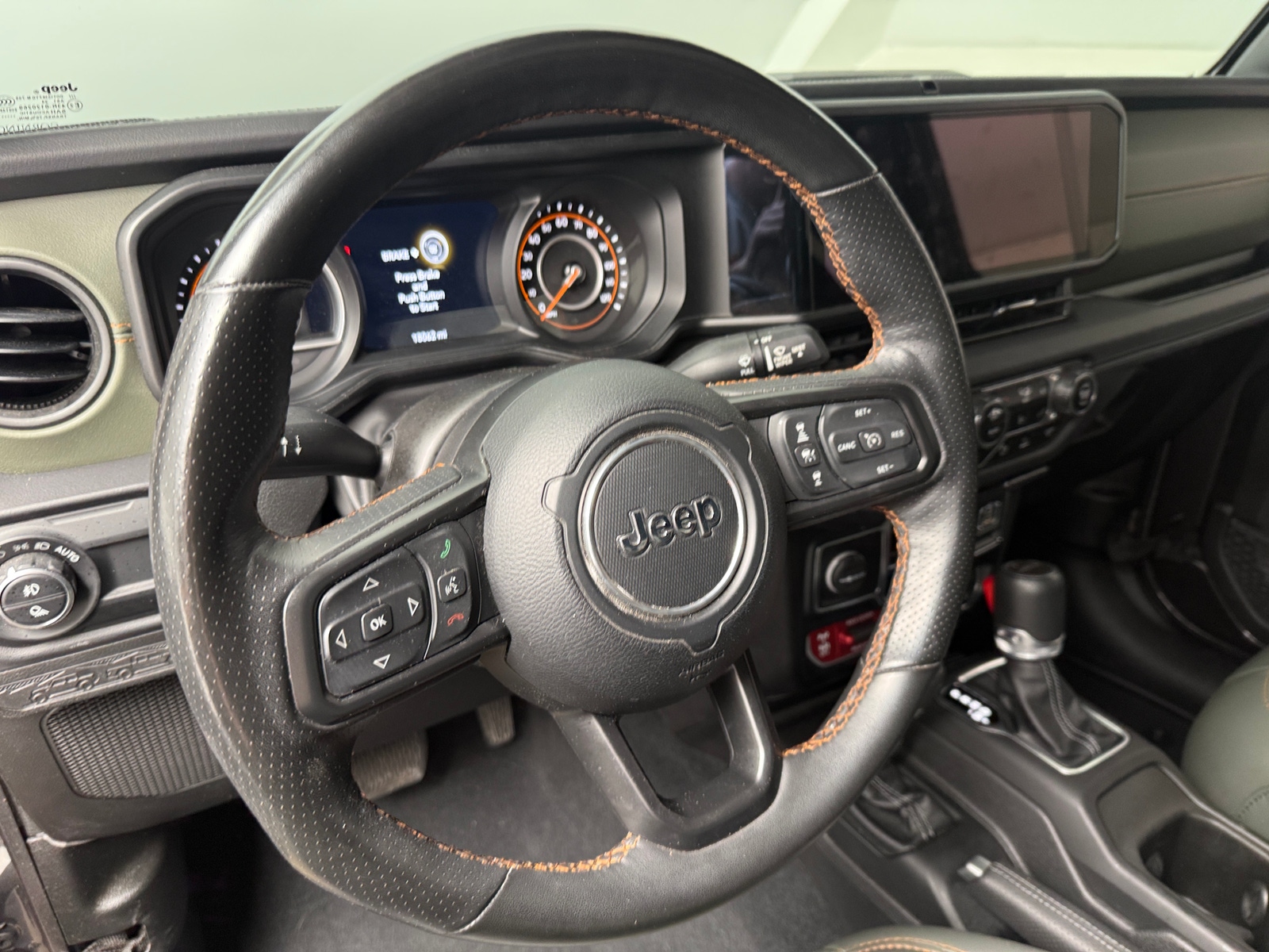 Thumbnail: 2024 Jeep Gladiator - 4