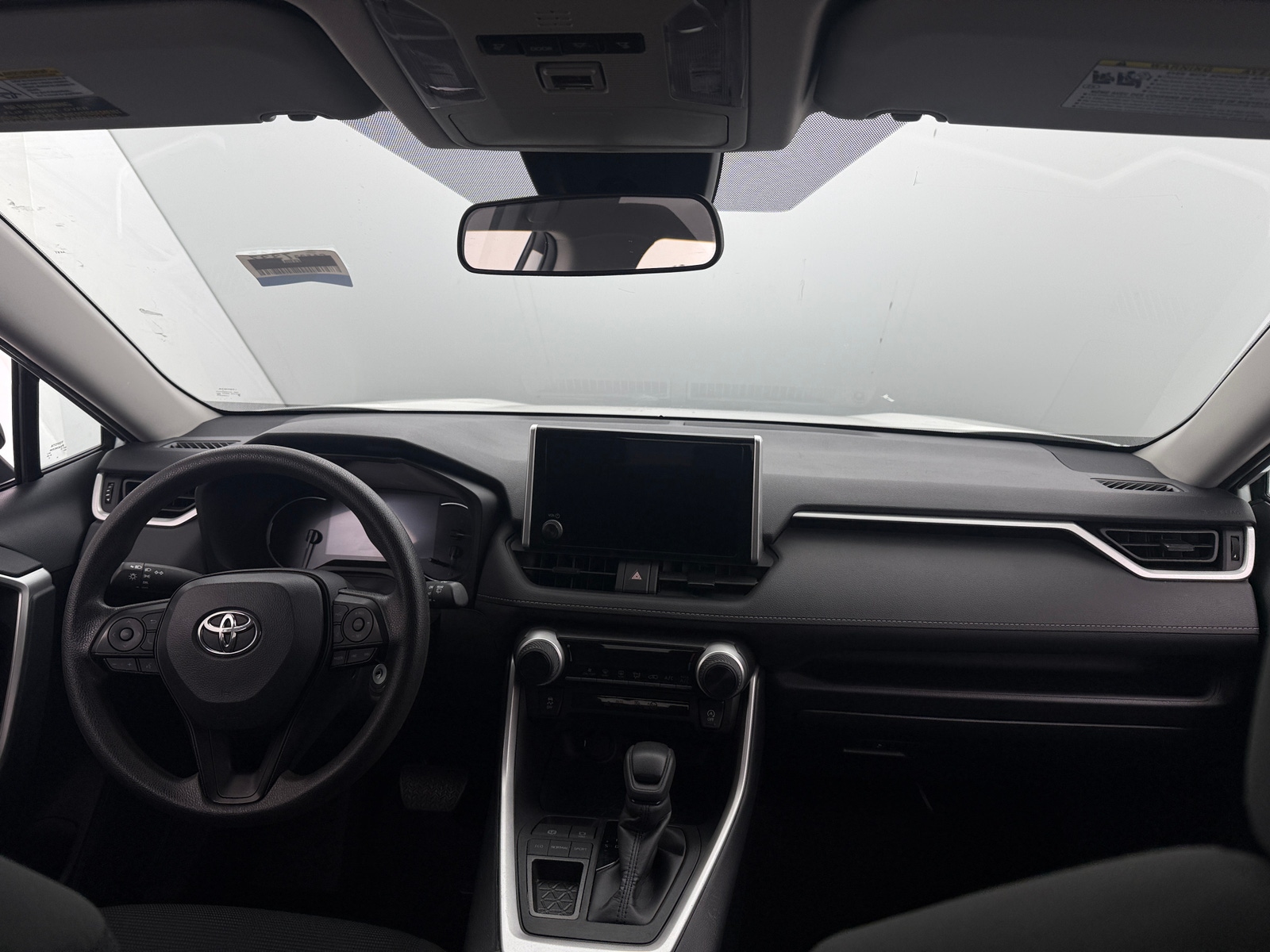 Thumbnail: 2025 Toyota RAV4 - 3