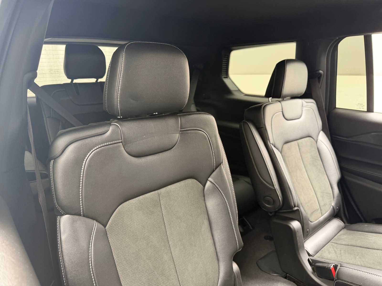 Thumbnail: 2021 Jeep Grand Cherokee L - 5