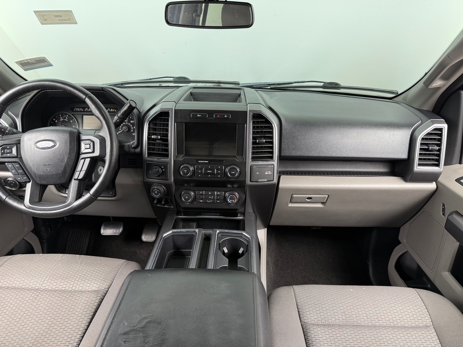Thumbnail: 2020 Ford Econoline - 3