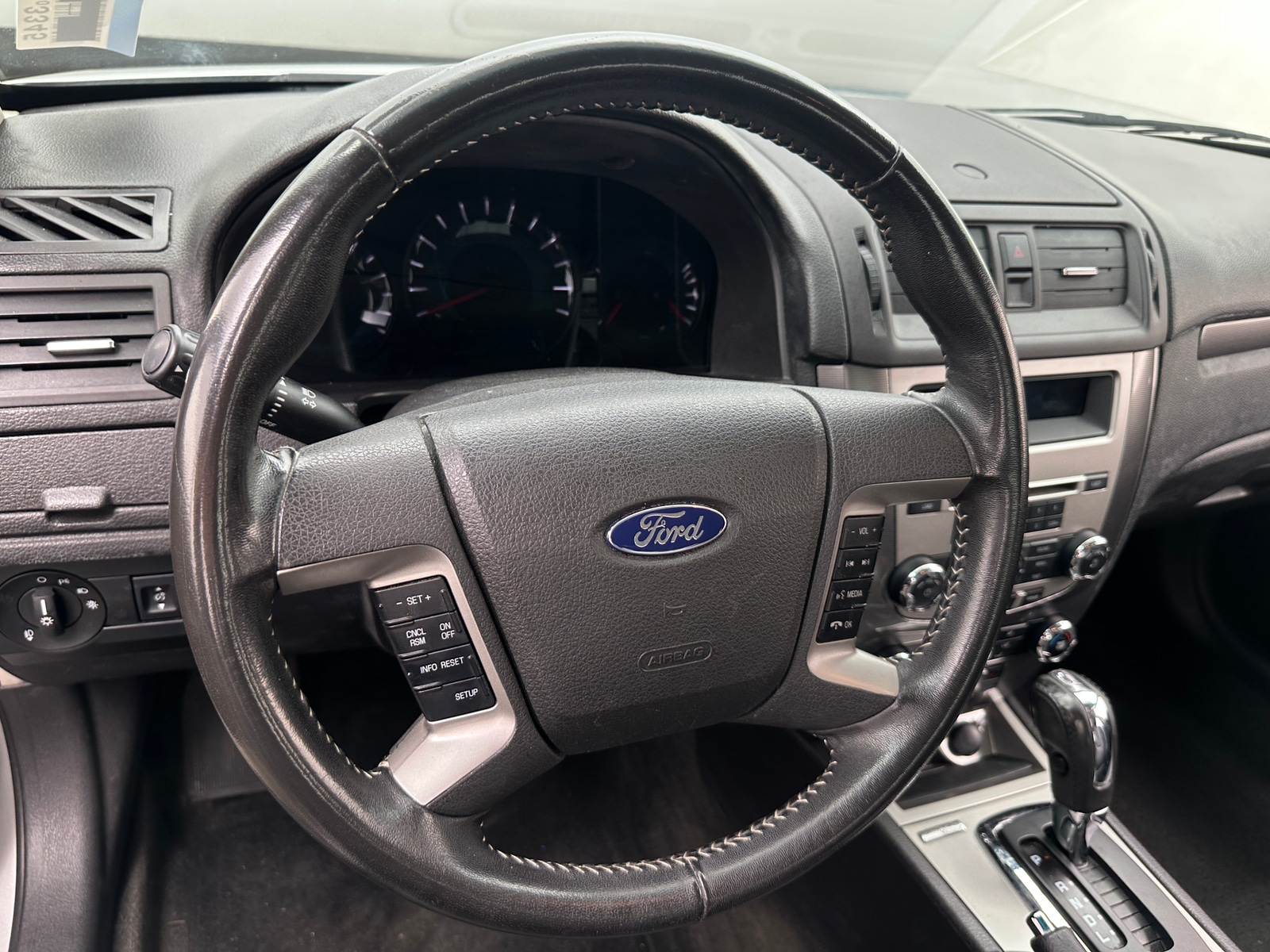 Thumbnail: 2010 Ford Fusion - 4