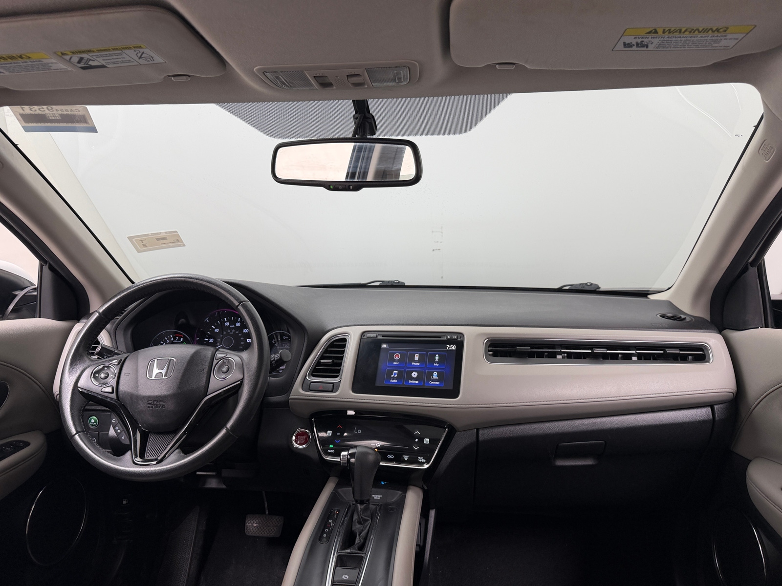 Thumbnail: 2017 Honda HR-V - 2