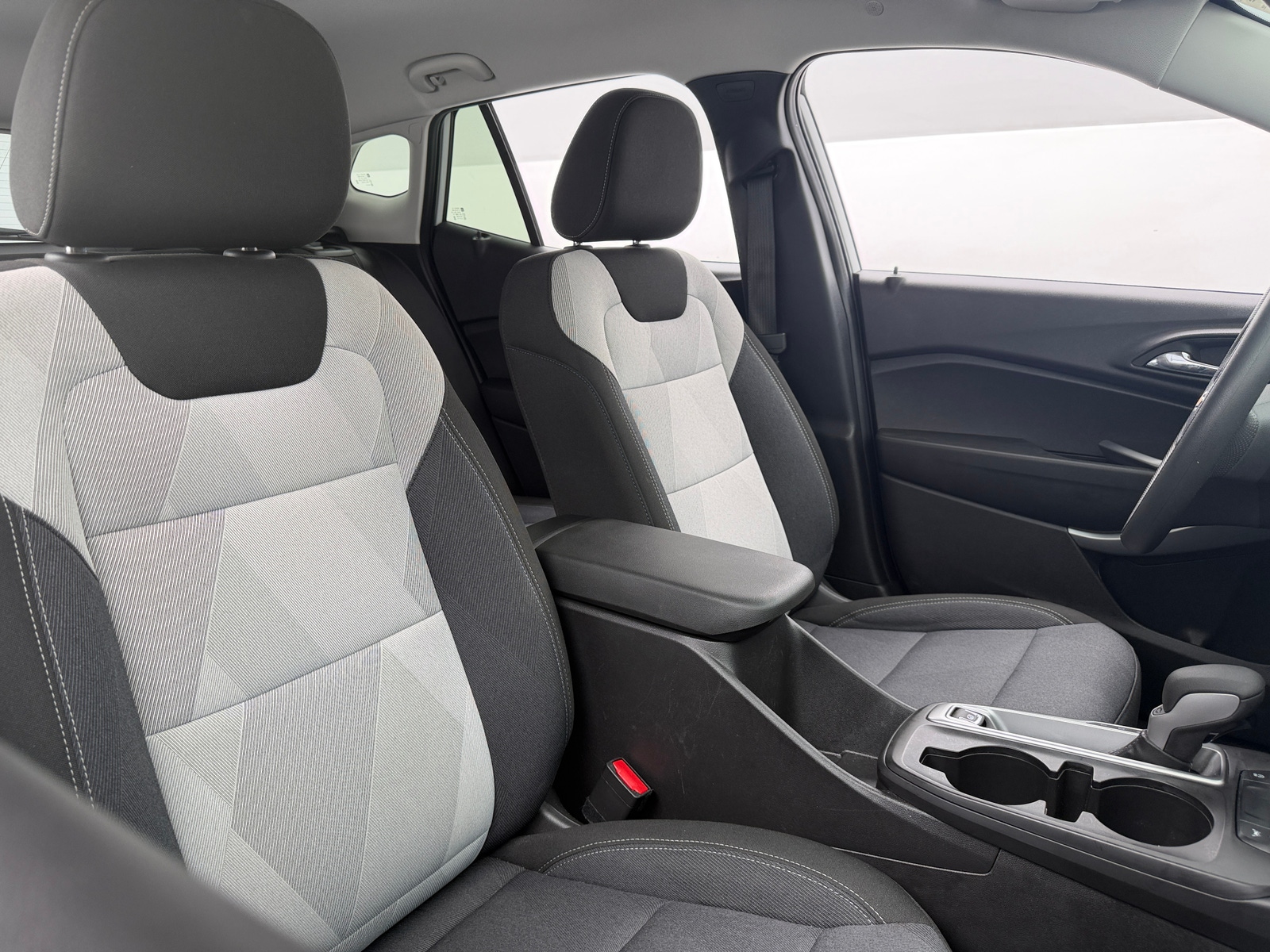 Thumbnail: 2026 Chevrolet Trax - 2