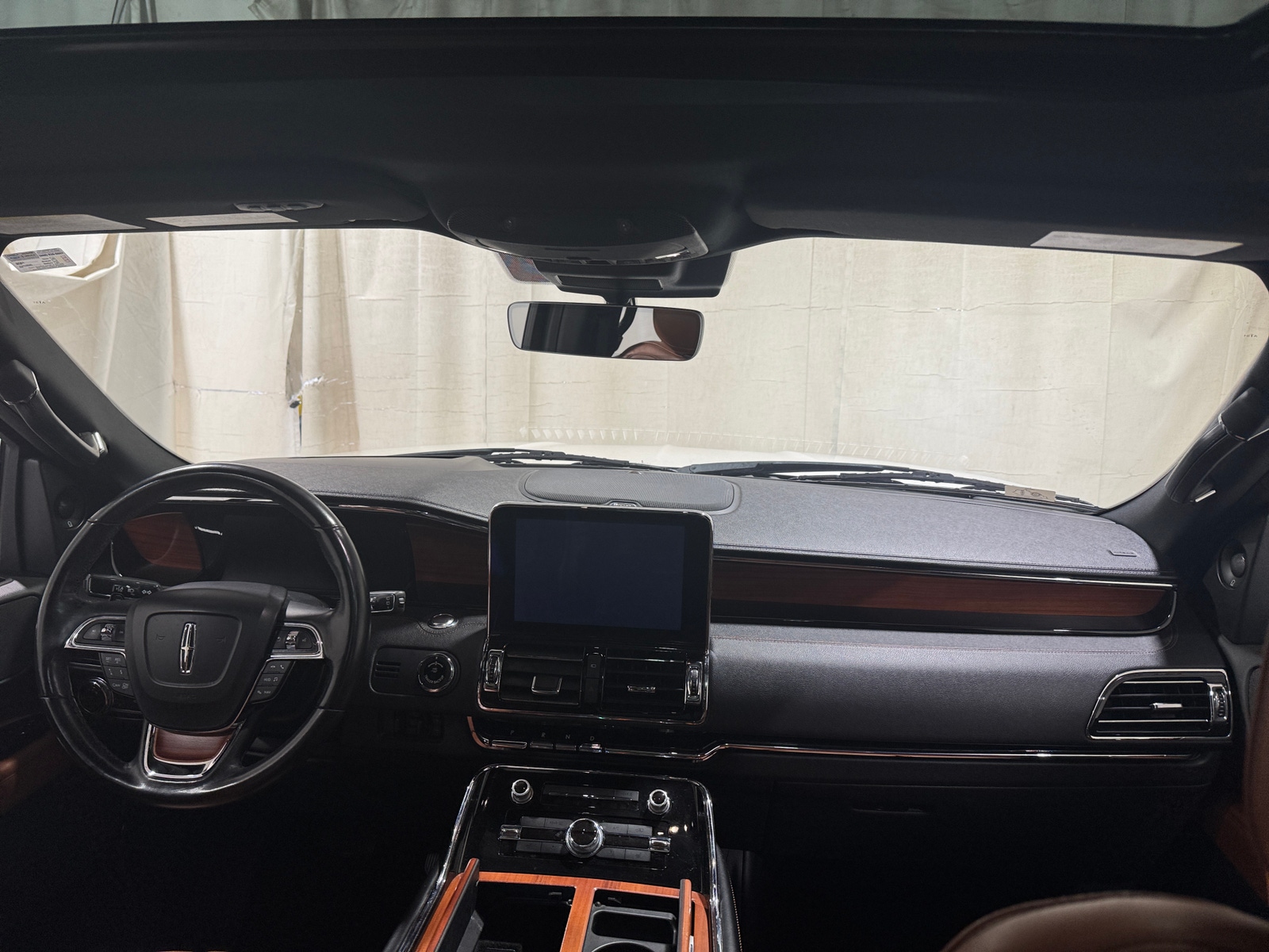 Thumbnail: 2018 Lincoln Navigator - 2