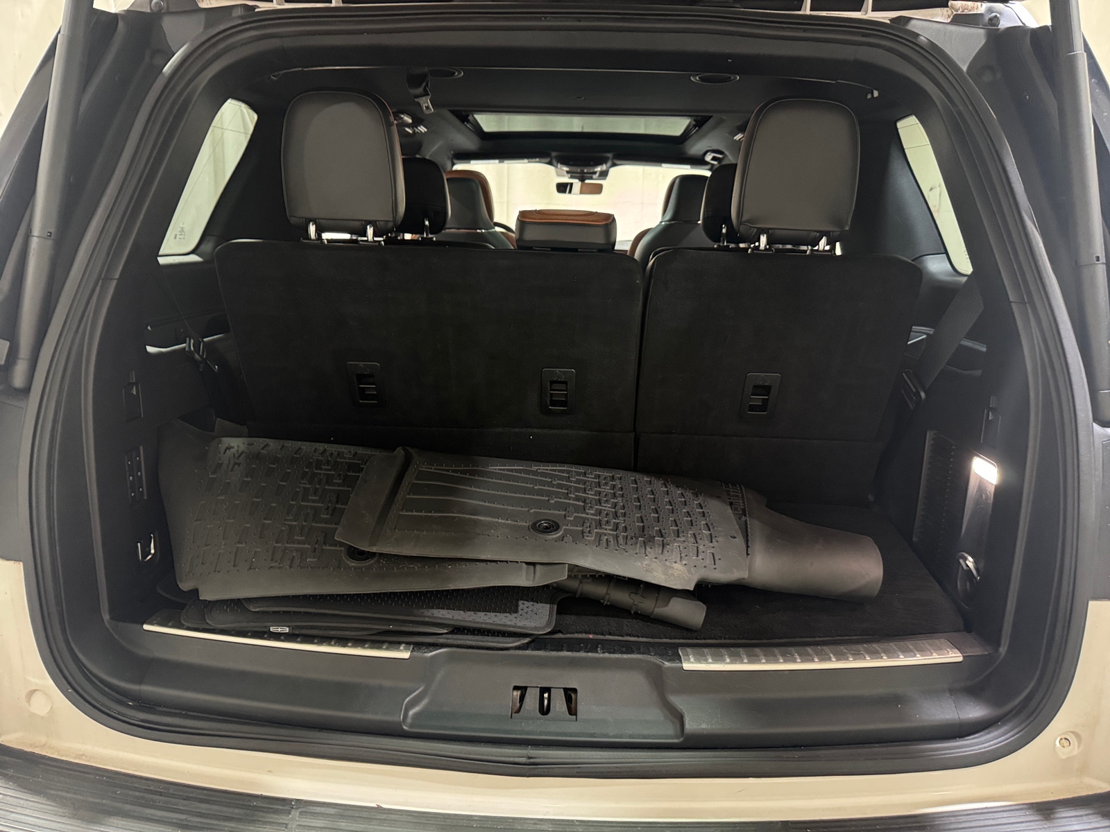 Thumbnail: 2018 Lincoln Navigator - 6