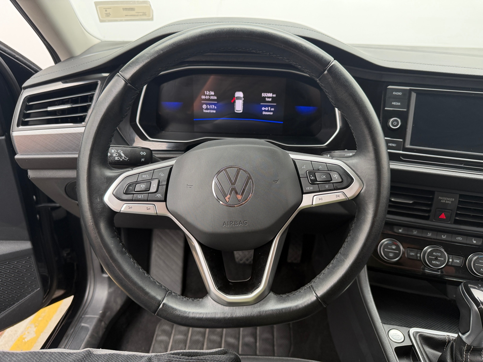 Thumbnail: 2024 Volkswagen Jetta - 4