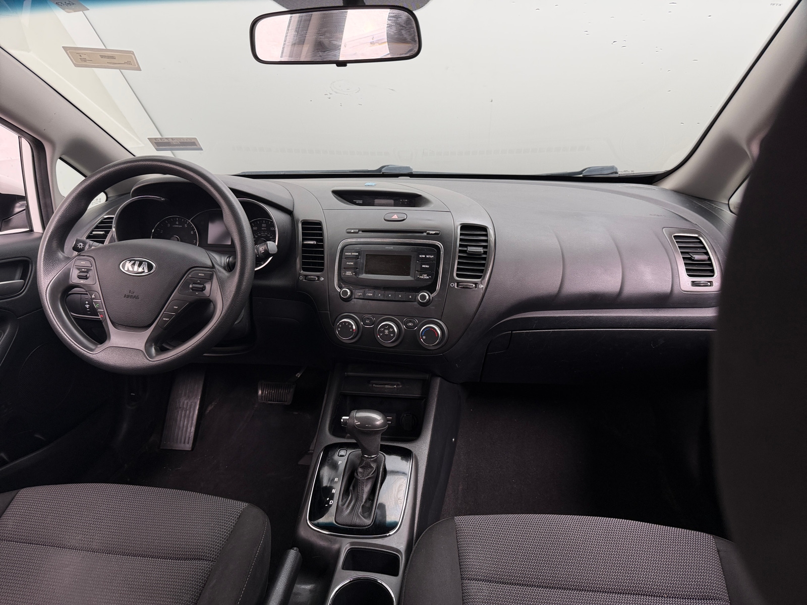 Thumbnail: 2017 Kia Forte - 3