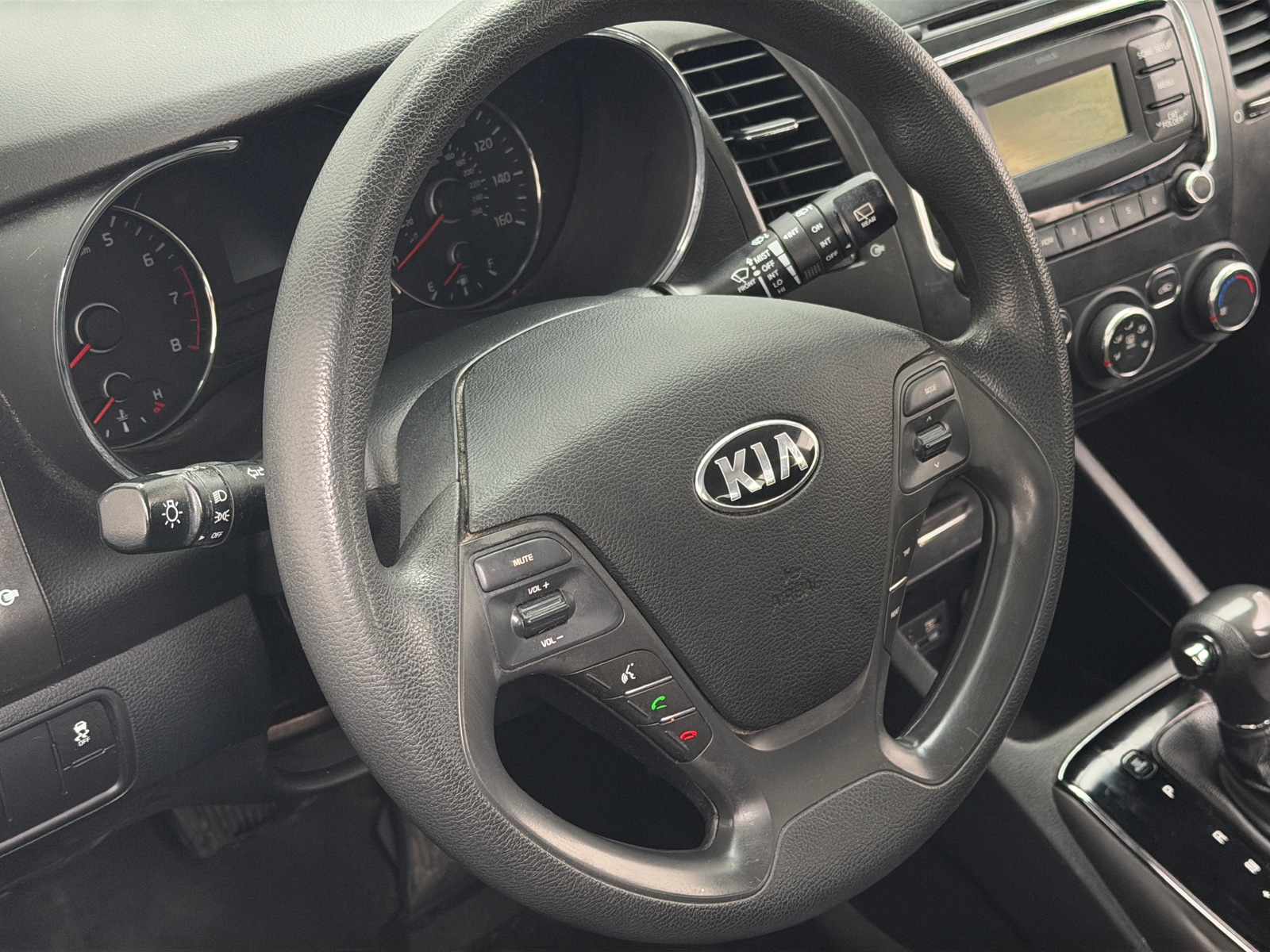 Thumbnail: 2017 Kia Forte - 5