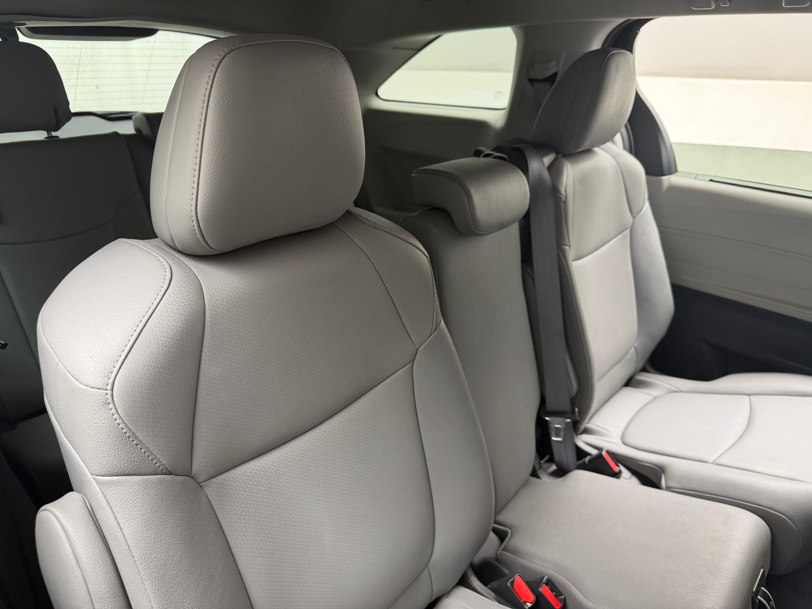Thumbnail: 2023 Toyota Sienna - 5
