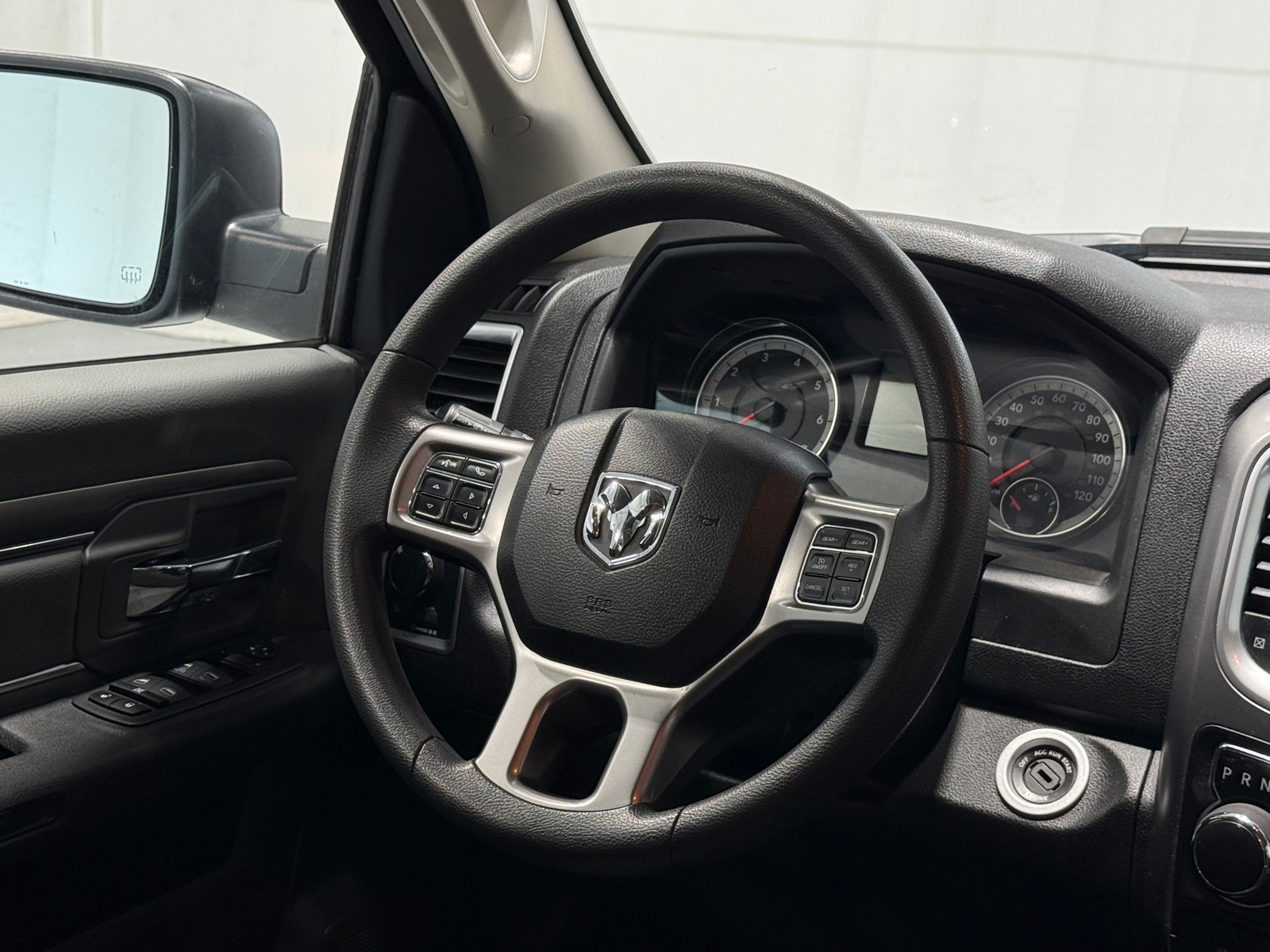 Thumbnail: 2024 RAM 1500 Classic - 5