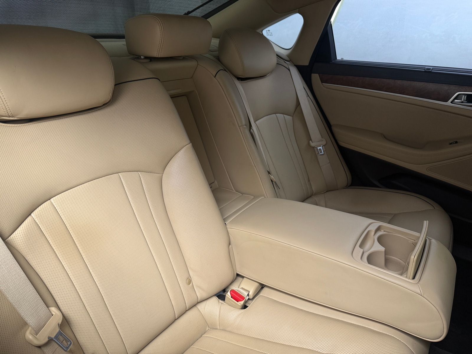 Thumbnail: 2016 Hyundai Genesis - 5