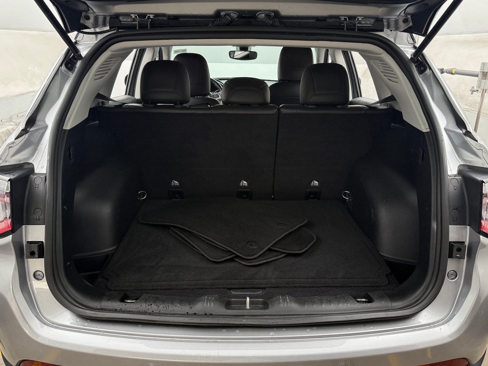Thumbnail: 2019 Jeep Compass - 6