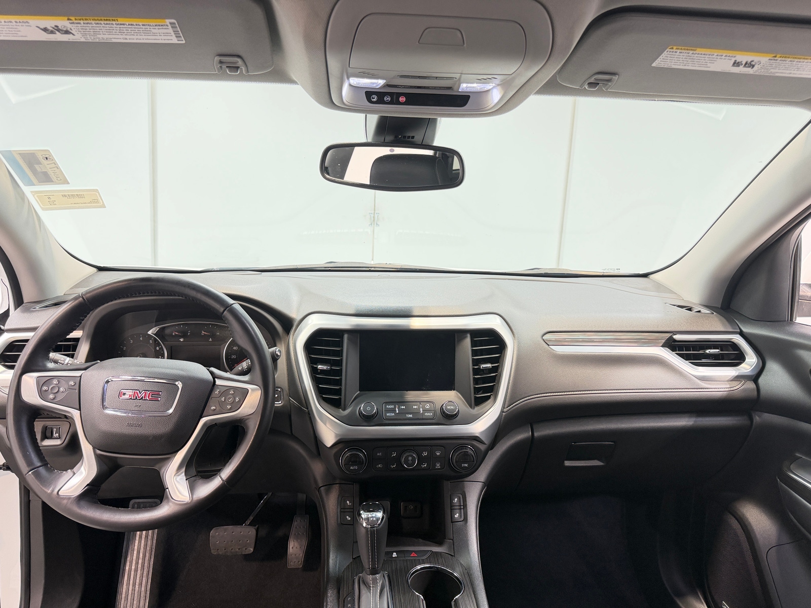 Thumbnail: 2018 GMC Acadia - 2