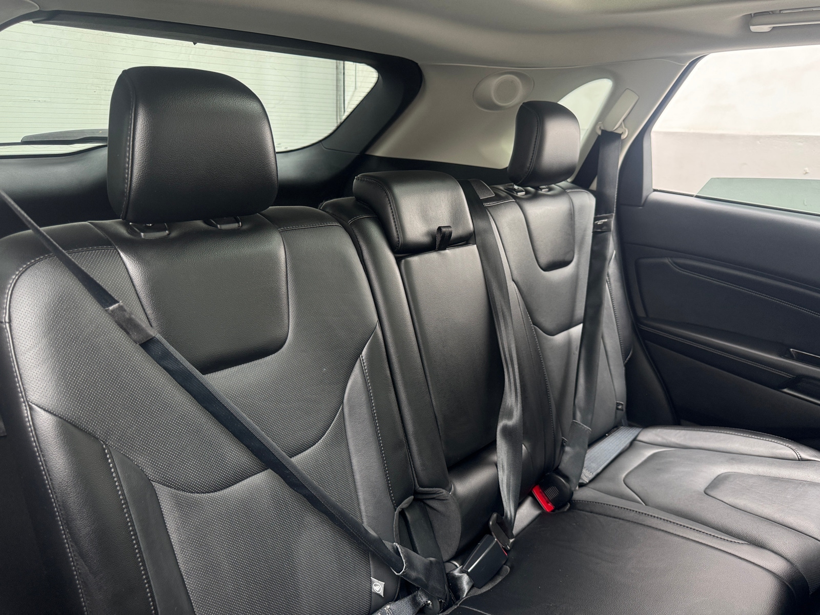 Thumbnail: 2017 Ford Edge - 5