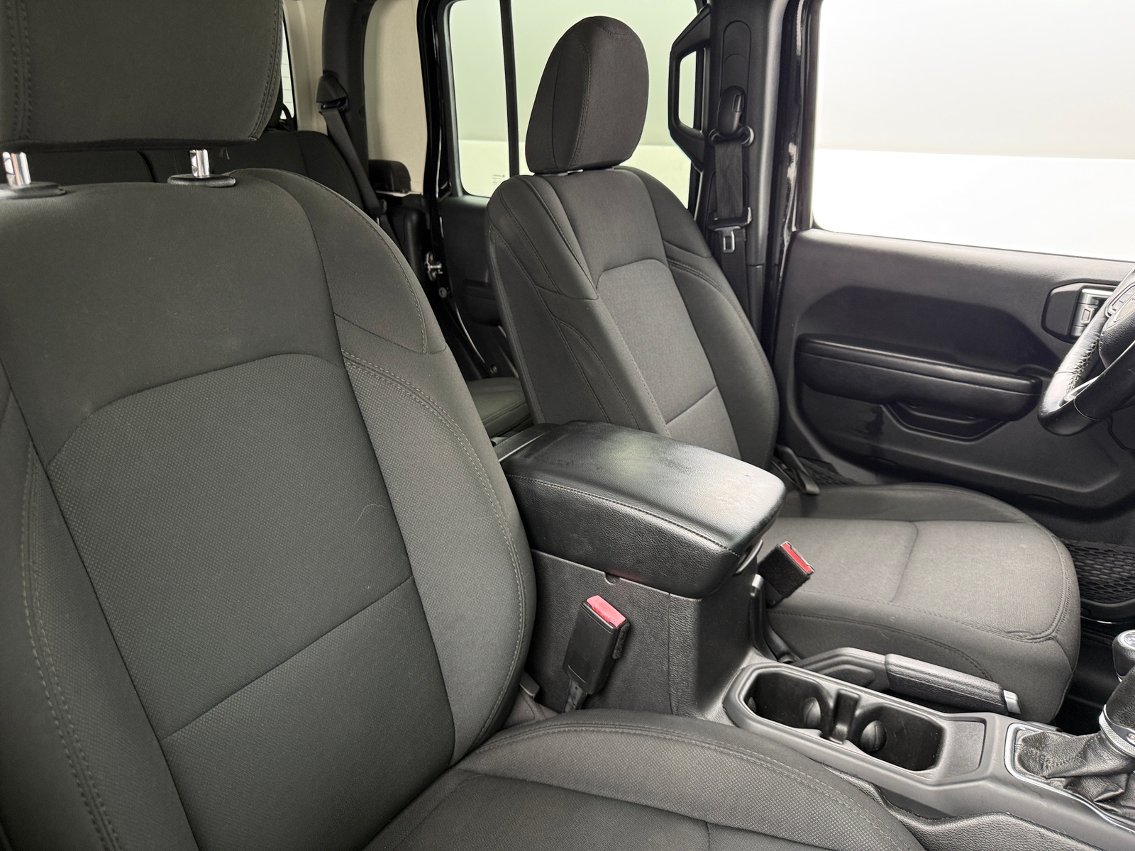 Thumbnail: 2021 Jeep Gladiator - 2