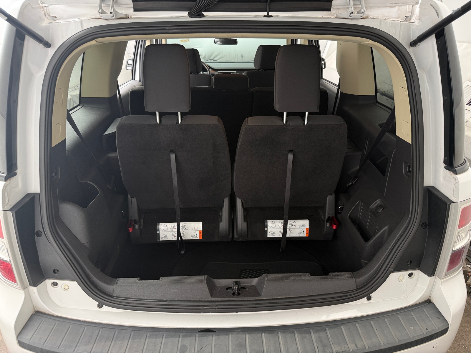 Thumbnail: 2019 Ford Flex - 7