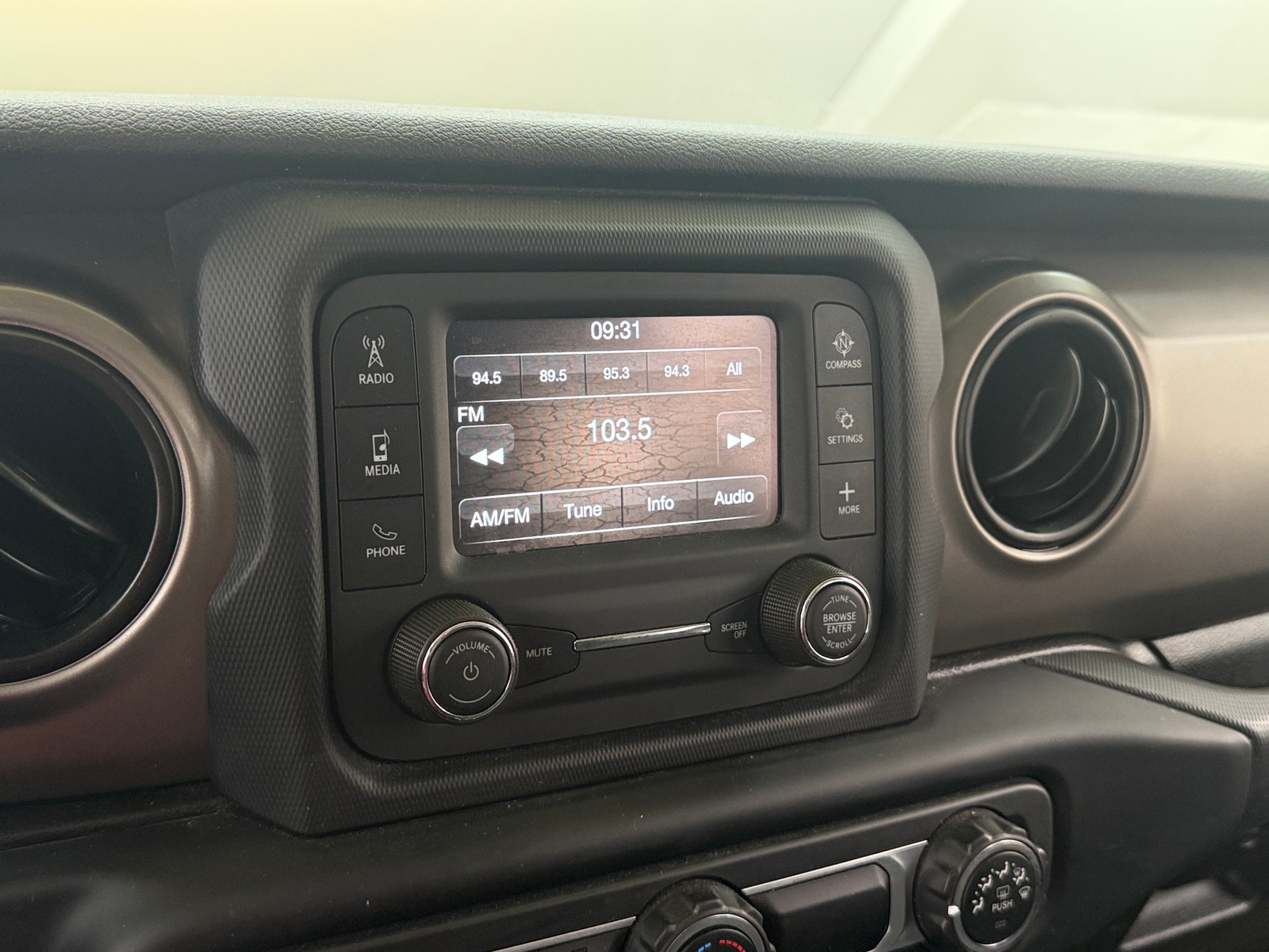 Thumbnail: 2018 Jeep Wrangler - 4
