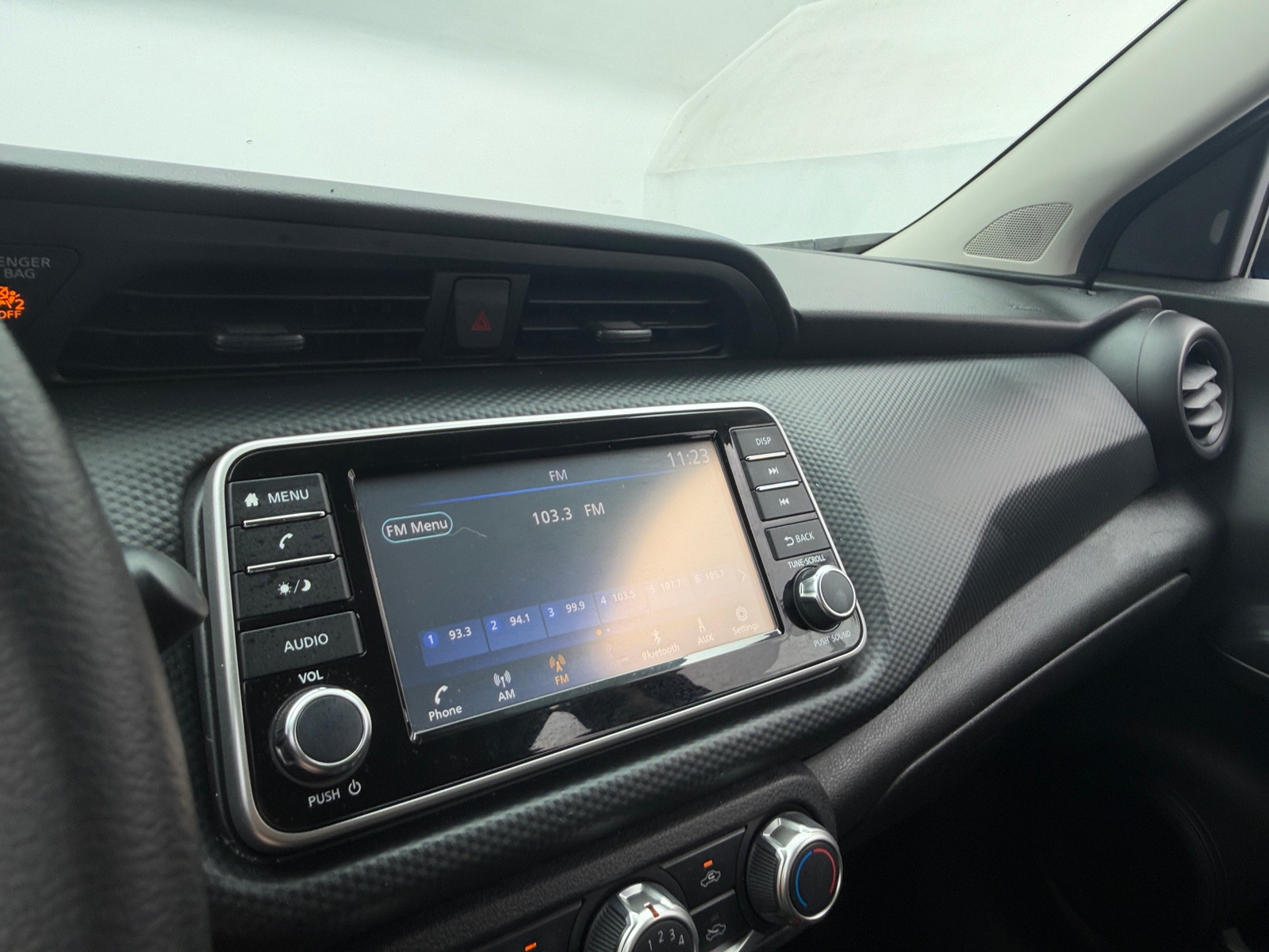 Thumbnail: 2021 Nissan Kicks - 4