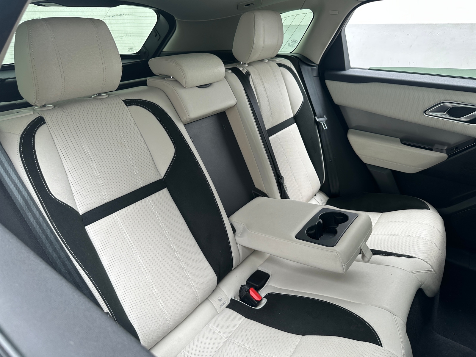 Thumbnail: 2019 Land Rover Range Rover Velar - 5