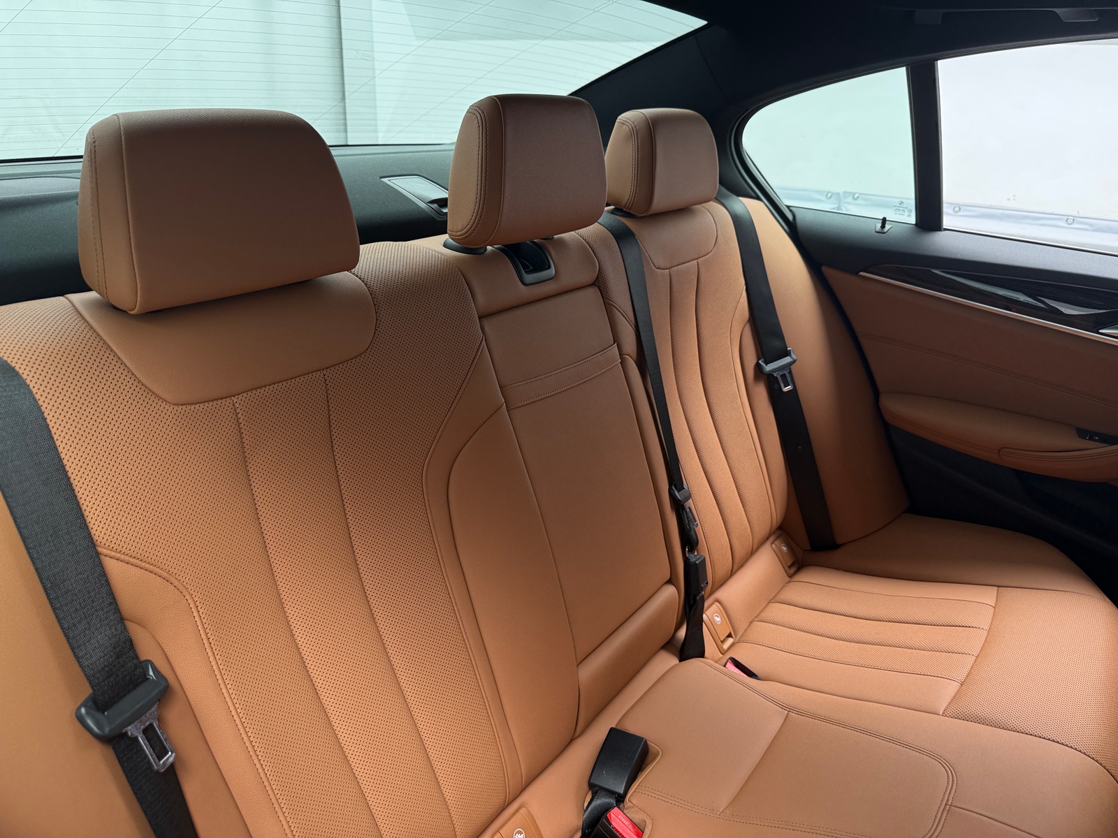 Thumbnail: 2021 BMW 5 Series - 5