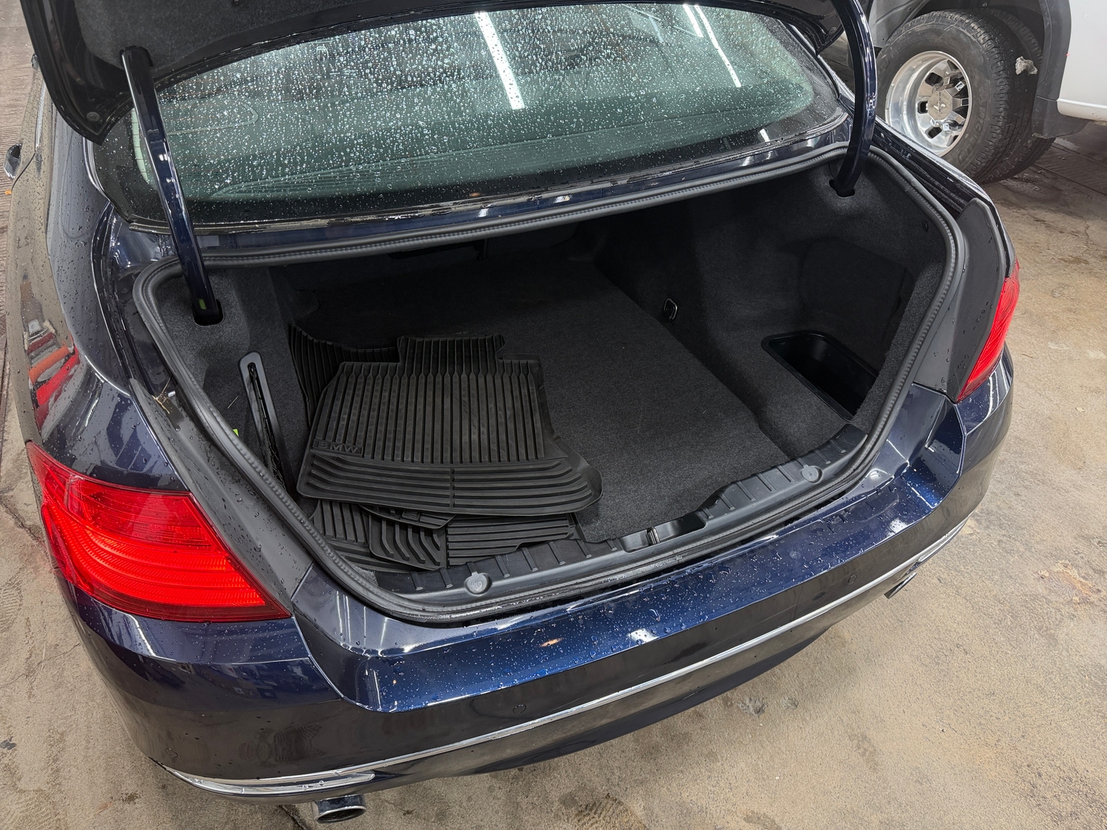 Thumbnail: 2016 BMW 5 Series - 6