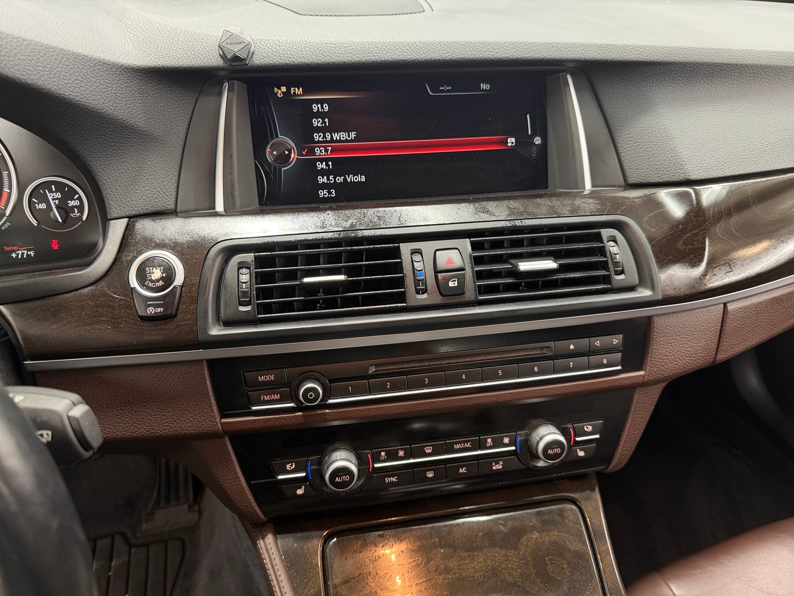 Thumbnail: 2016 BMW 5 Series - 3