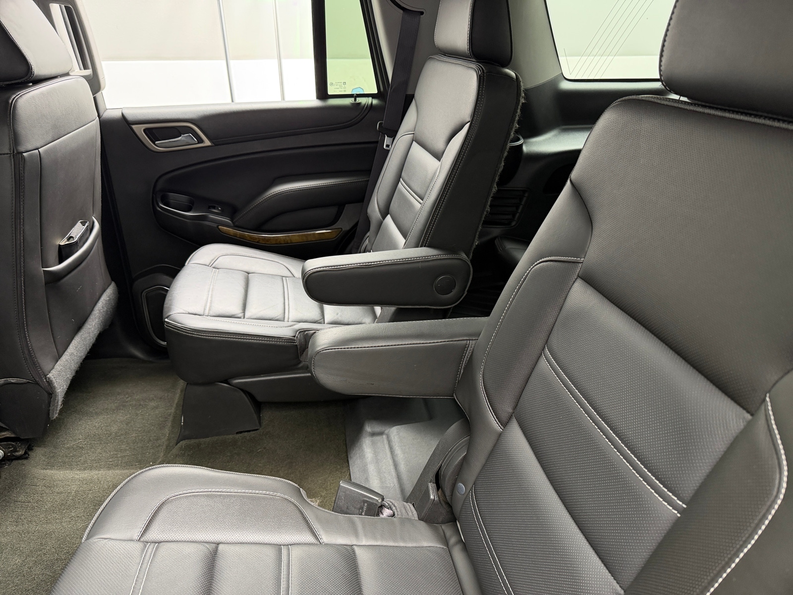 Thumbnail: 2017 GMC Yukon - 5