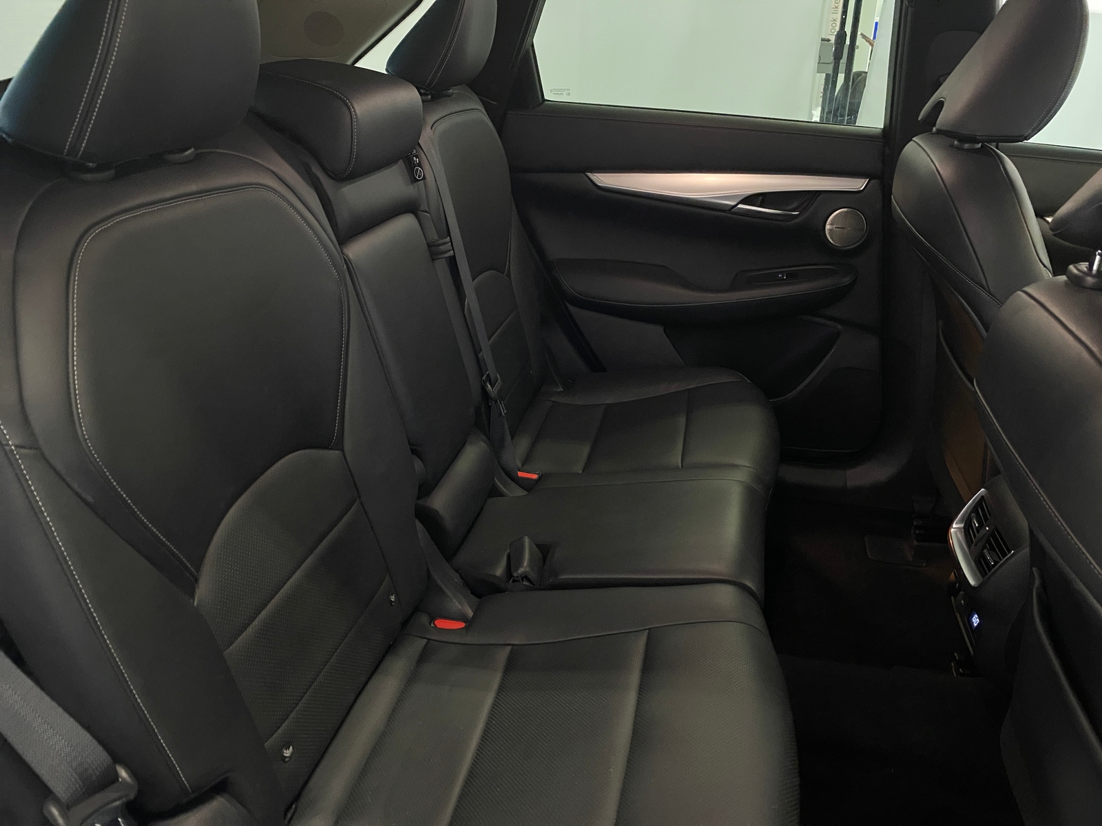 Thumbnail: 2019 INFINITI QX50 - 5