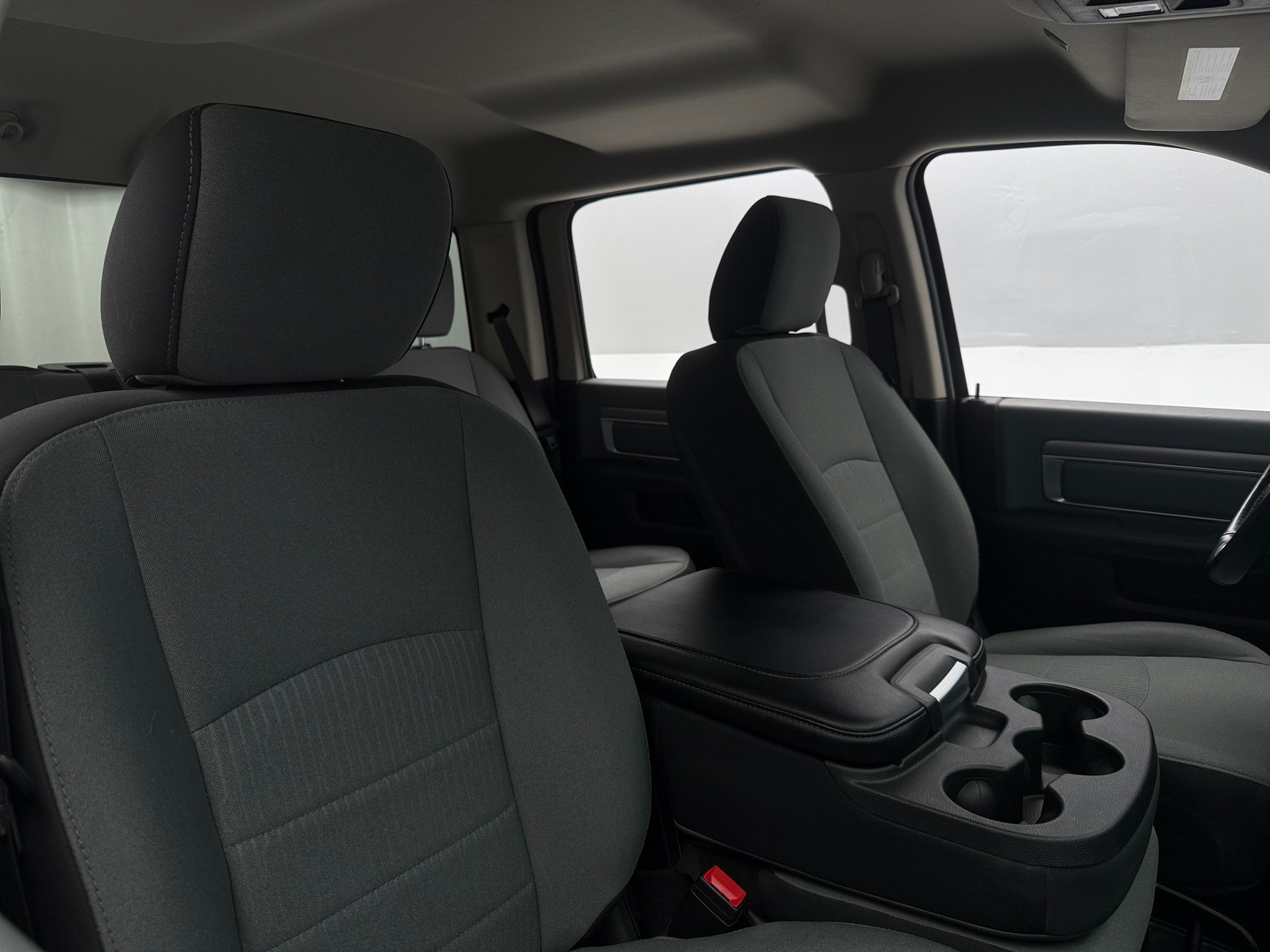Thumbnail: 2022 RAM 1500 Classic - 2