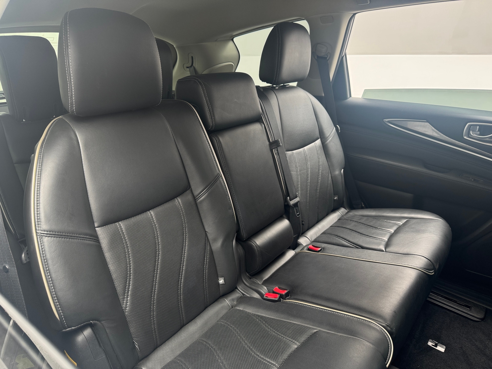 Thumbnail: 2017 INFINITI QX60 - 5