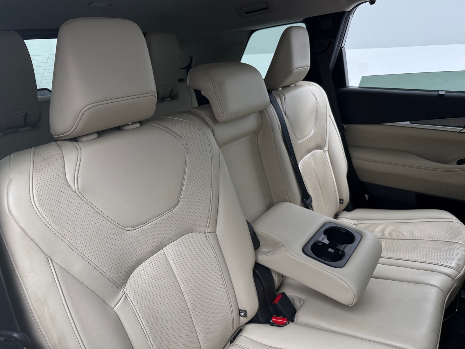 Thumbnail: 2023 INFINITI QX60 - 5