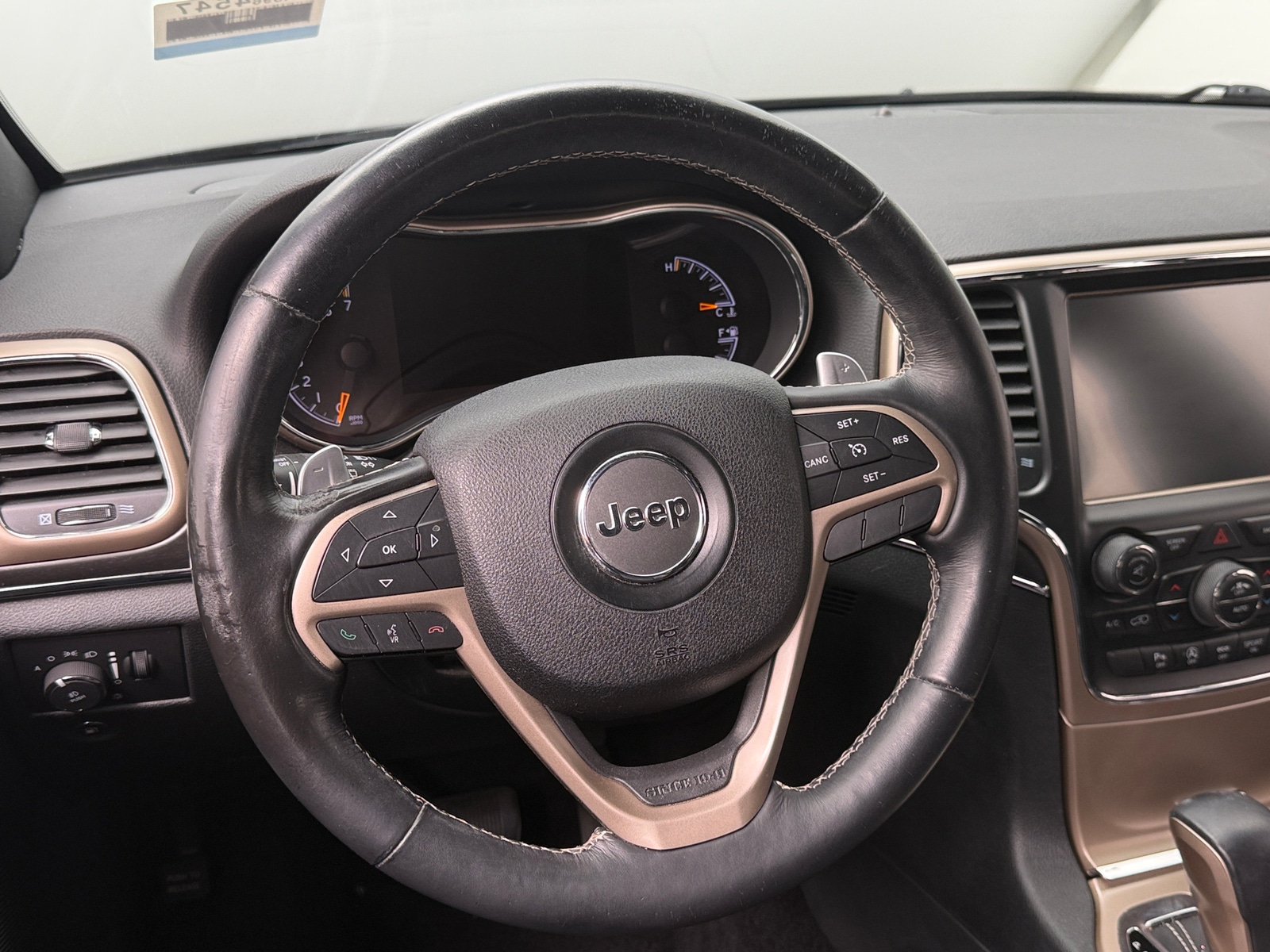 Thumbnail: 2016 Jeep Grand Cherokee - 4