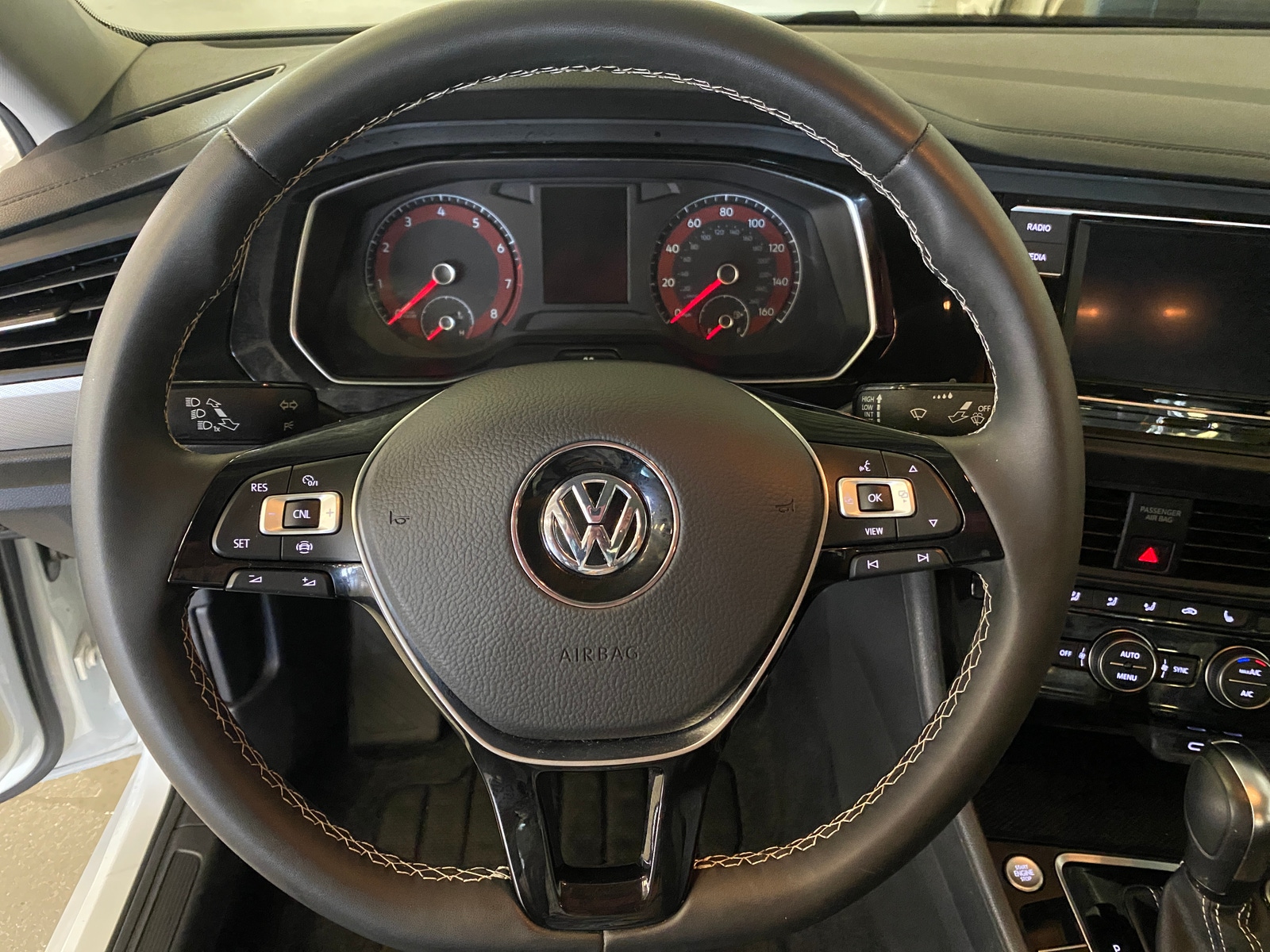 Thumbnail: 2021 Volkswagen Jetta - 4